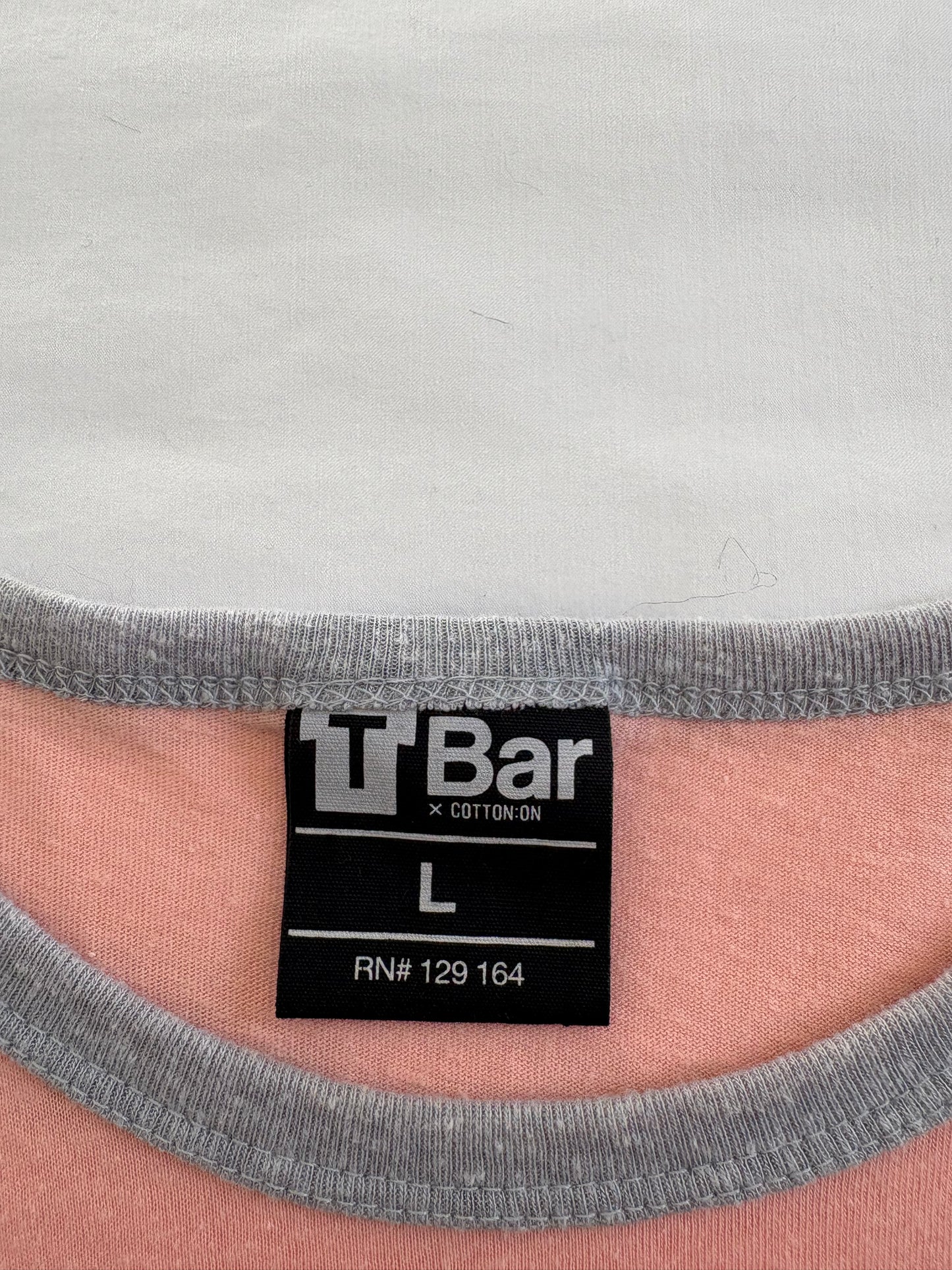 00’s Its Better In The Hamptons ringer tee | Size large