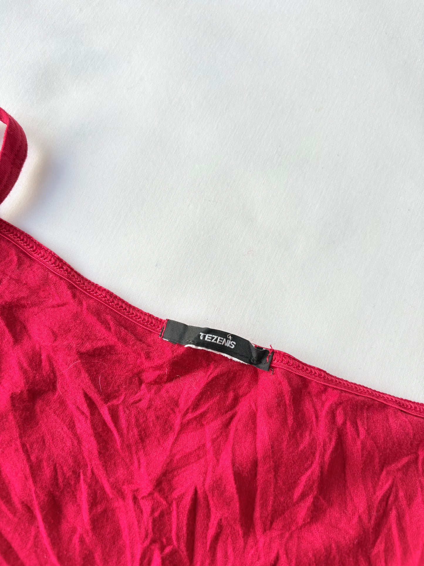 00’s Tezenis red lace tank | Size 10