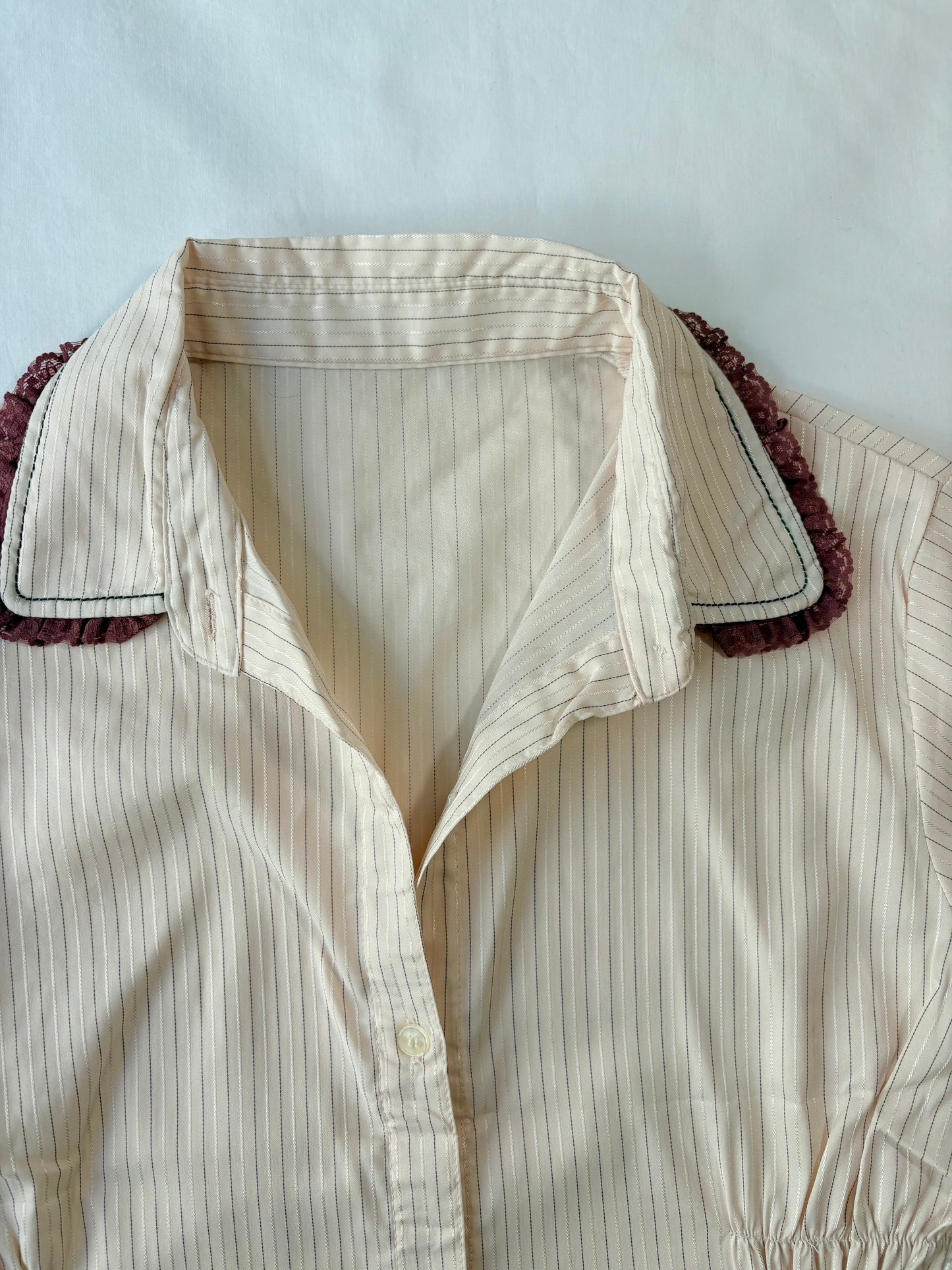 00’s Ribbon long sleeve cinched shirt | Size 12-14