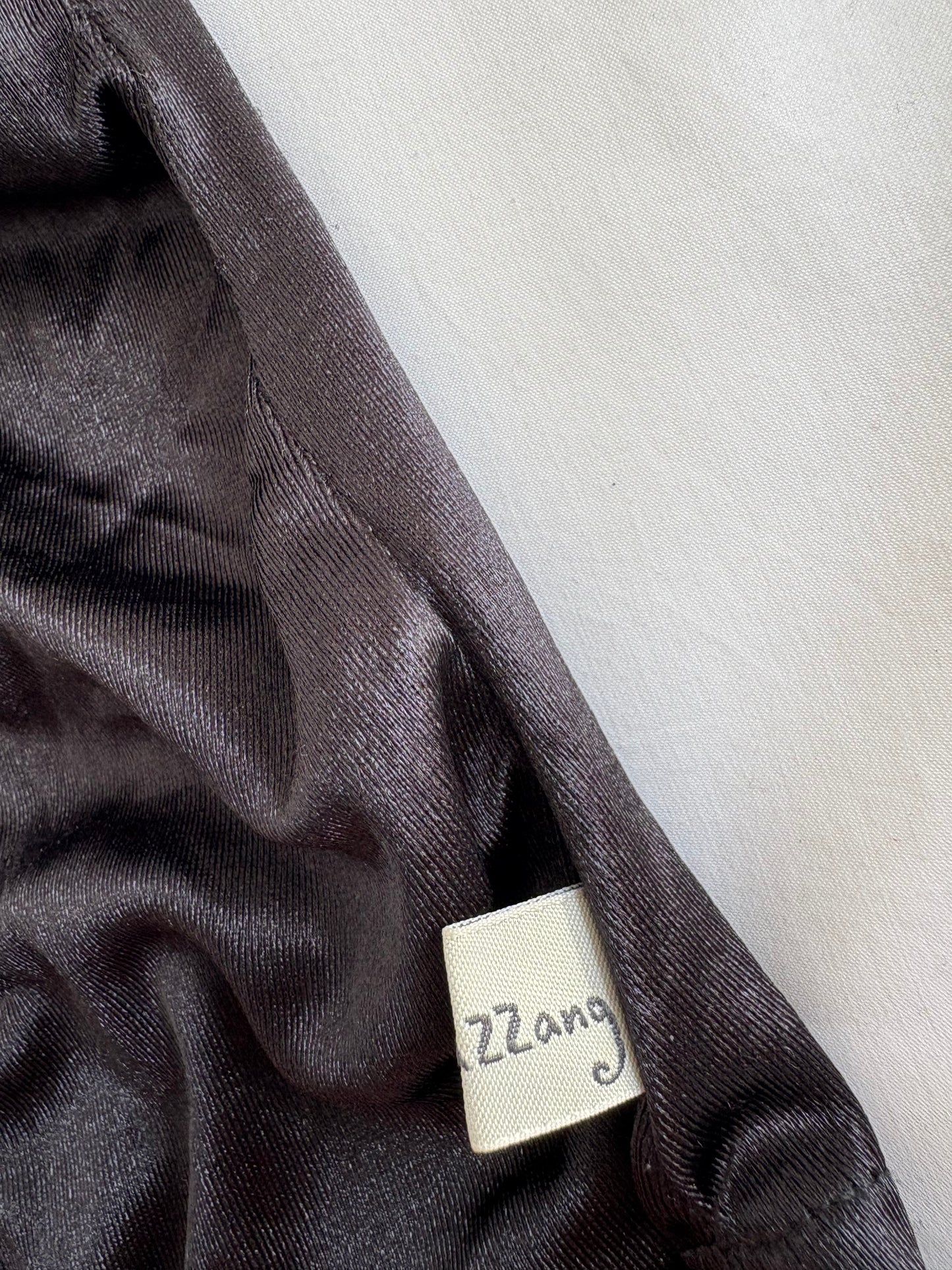 00’s Black satin cami | Size 8