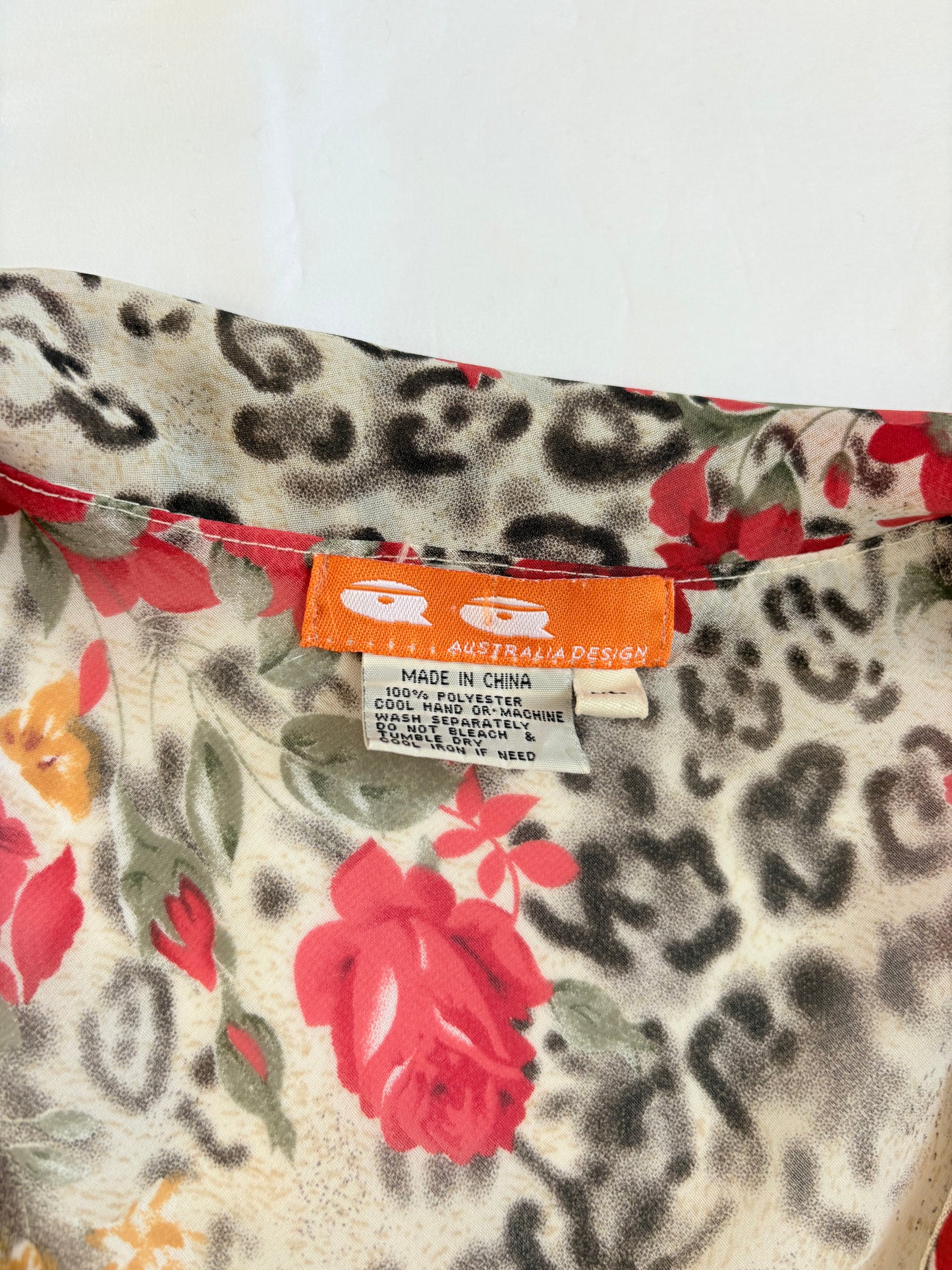 00’s Leopard rose ruffle top | Size 12