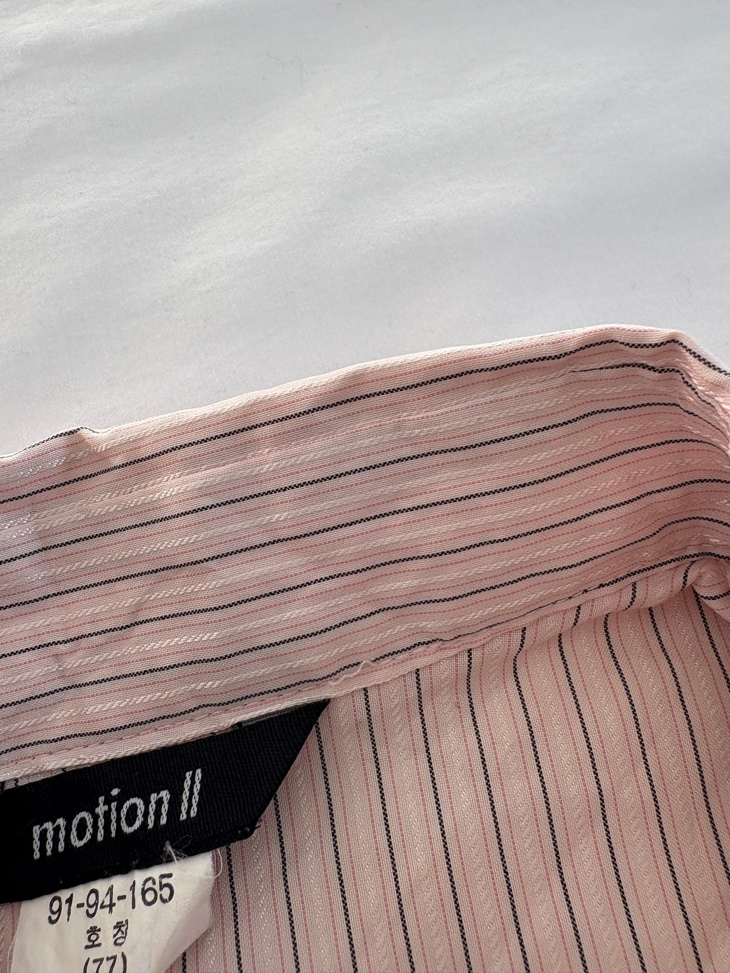 00’s Pink cinched long sleeve shirt | Size 10