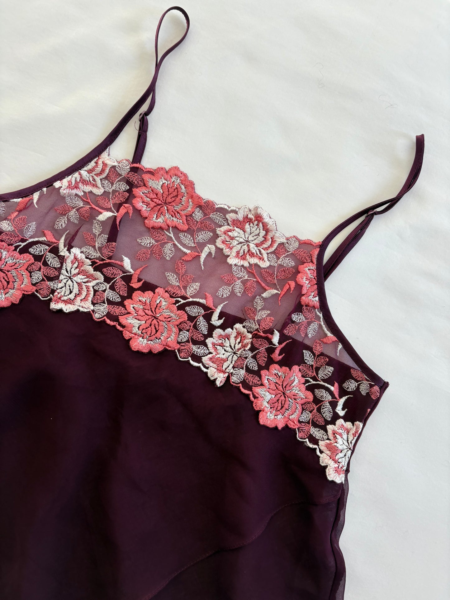 00’s Purple embroidered cami | Size 10