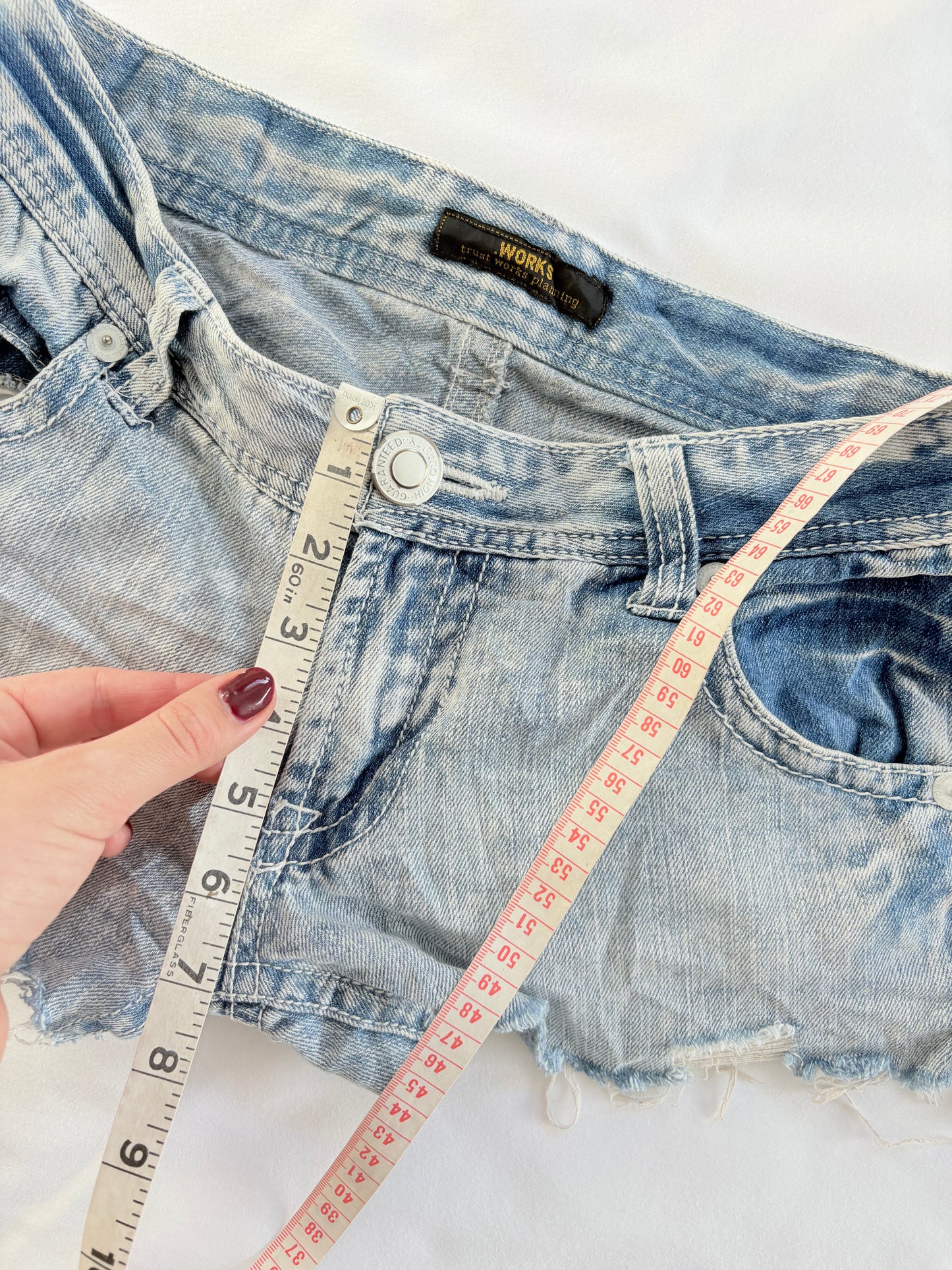 00’s Works light wash distressed shorts | Size 10