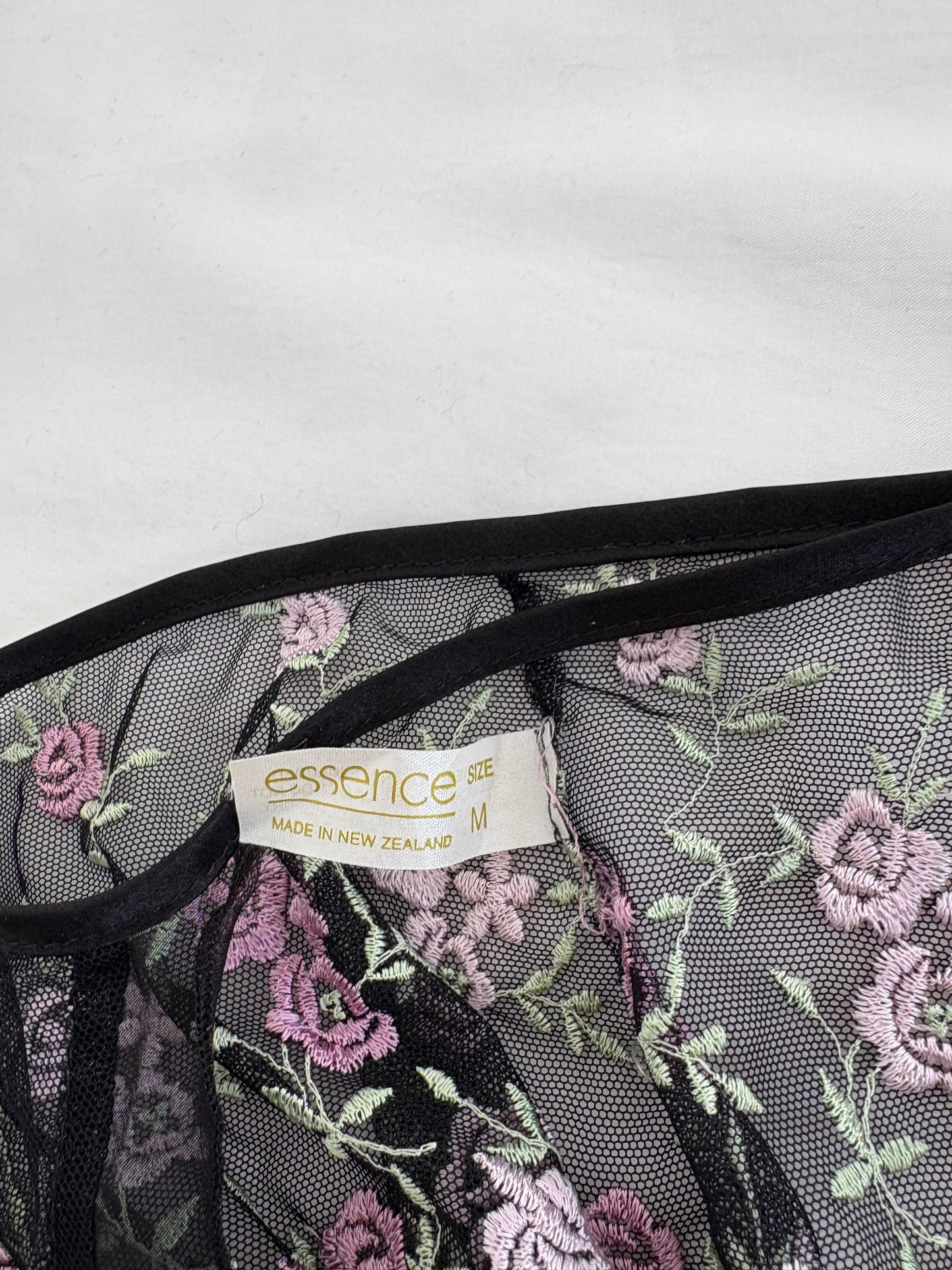 00’s Sheer embroidered slip dress | Size medium