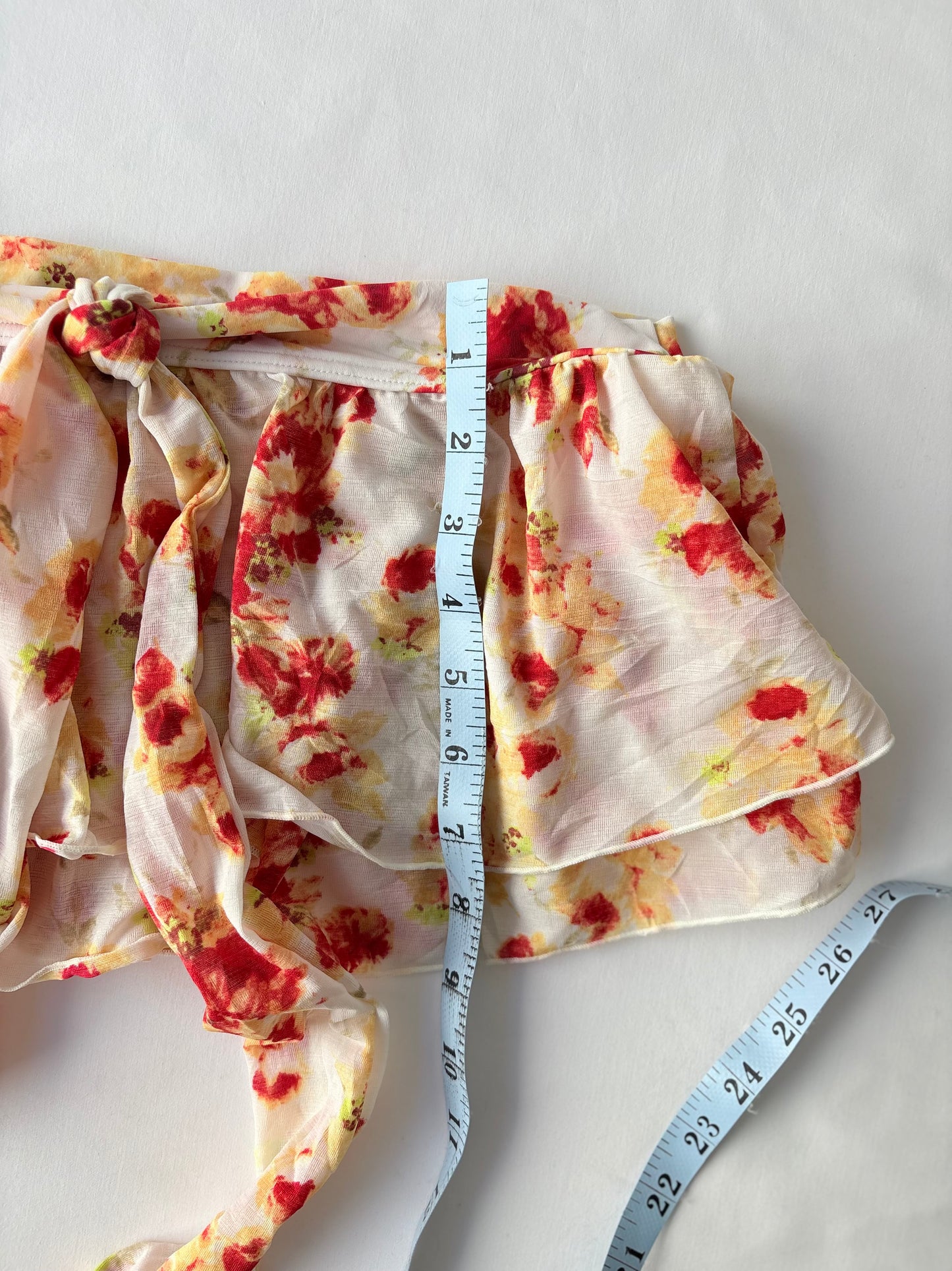 00’s Japanese knot mini skirt | Size 8