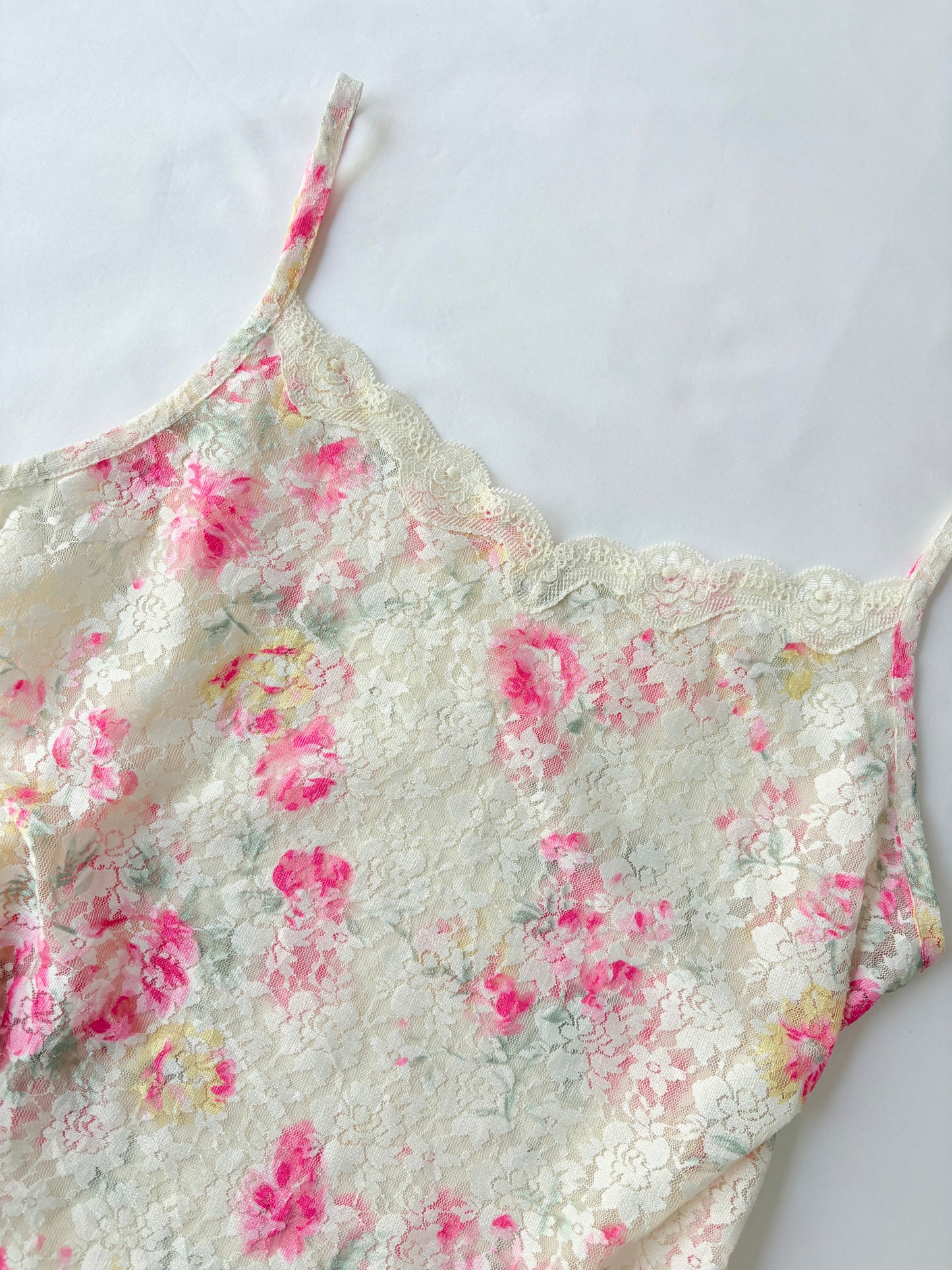 00’s Floral lace cami | Size large
