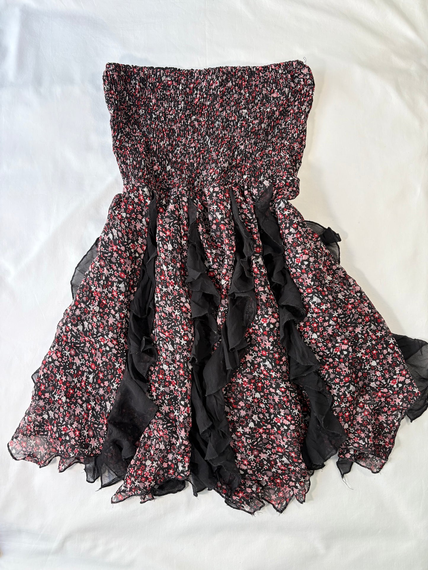 00’s Shirred ruffle mini dress | Size 12
