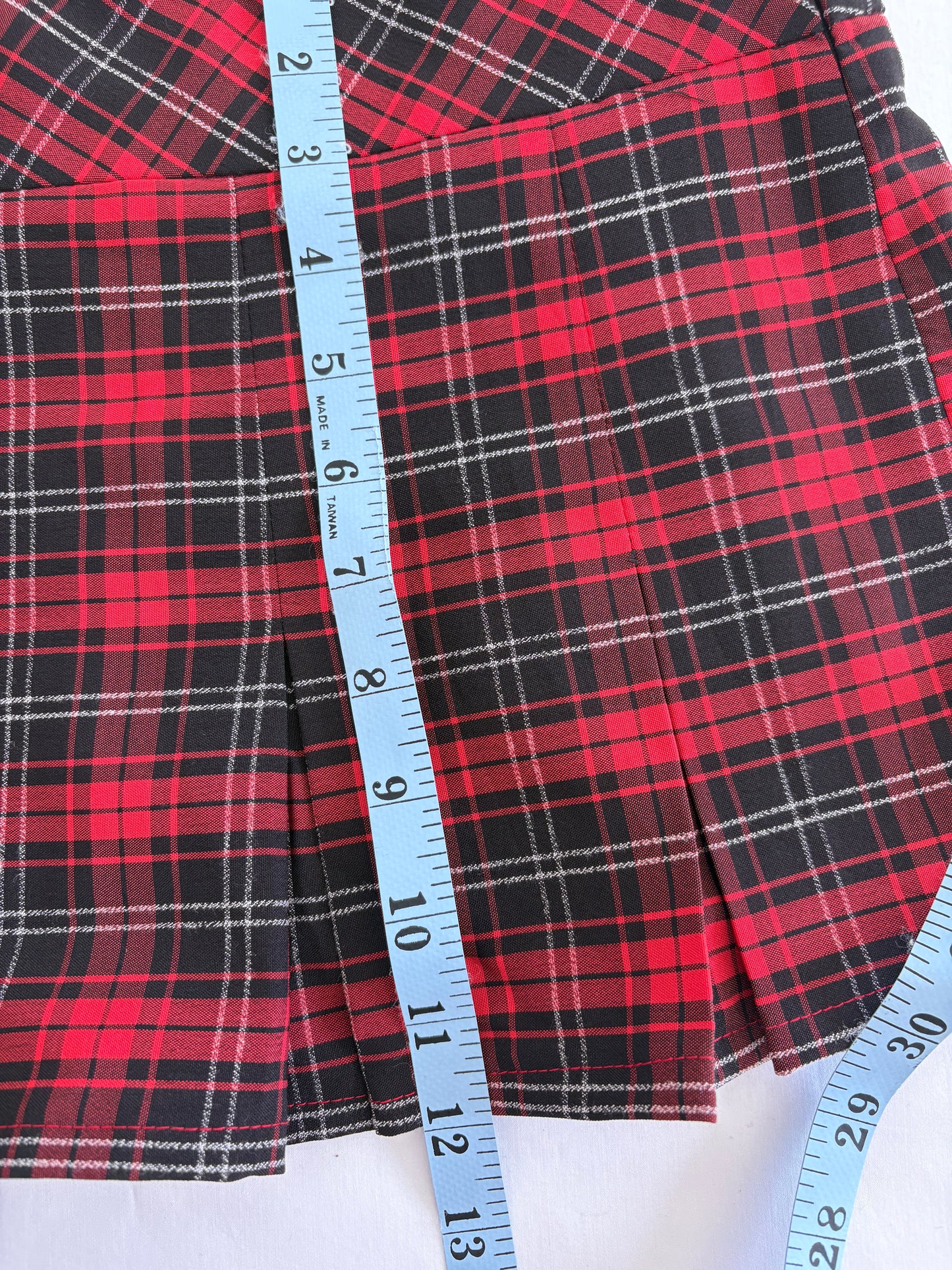 00’s Red plaid micro skirt | Size 8