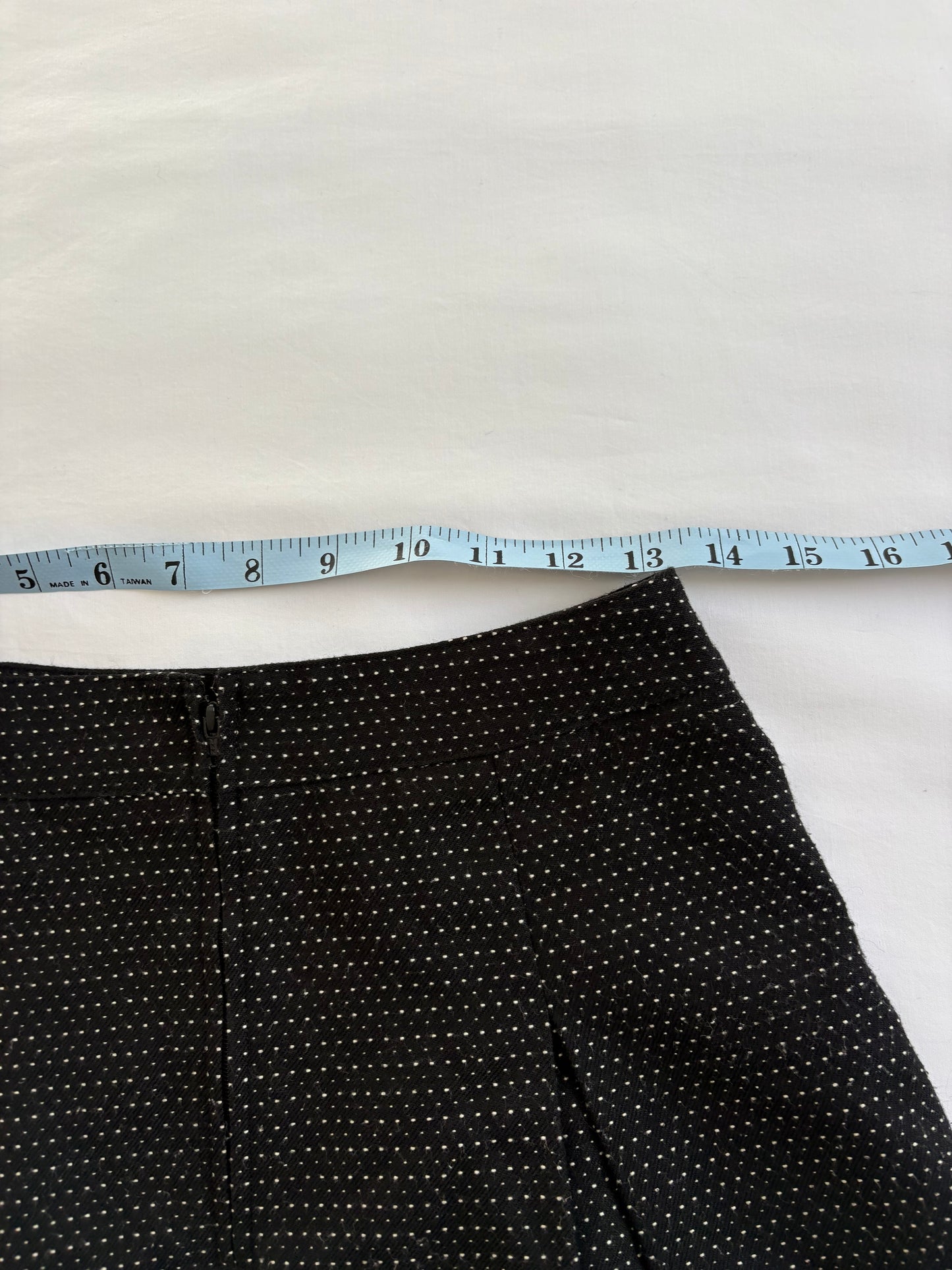 00’s Polka dot pleated mini skirt | Size 6