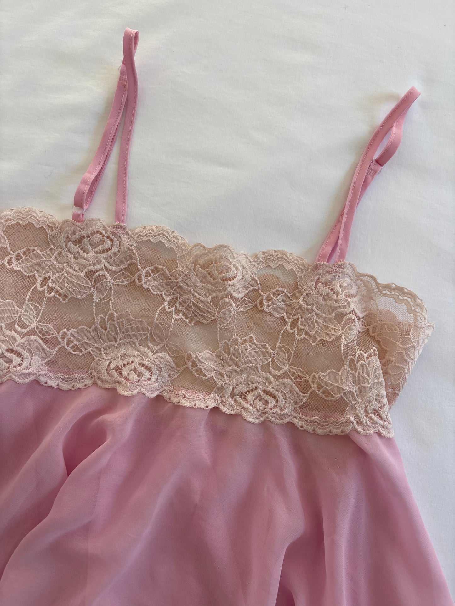 00’s Baby pink lace cami | Size 6-8