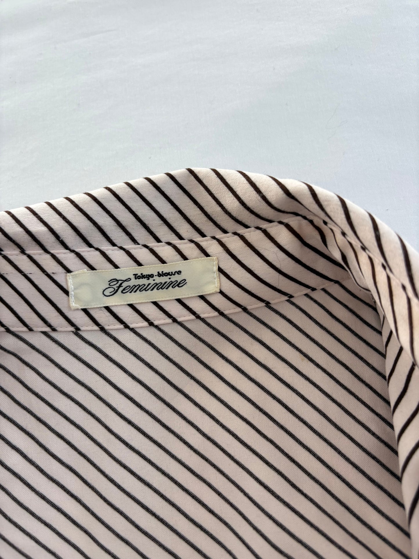 00’s Pink ruffle cinched shirt | Size 8