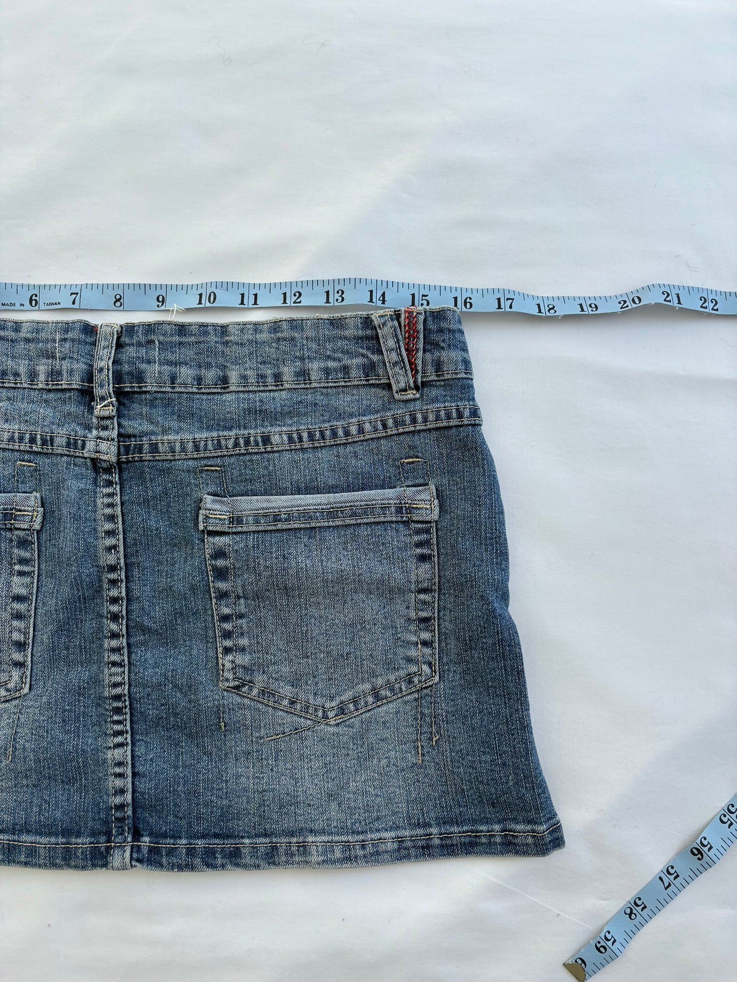 00’s Red stitch denim mini skirt | Size 10