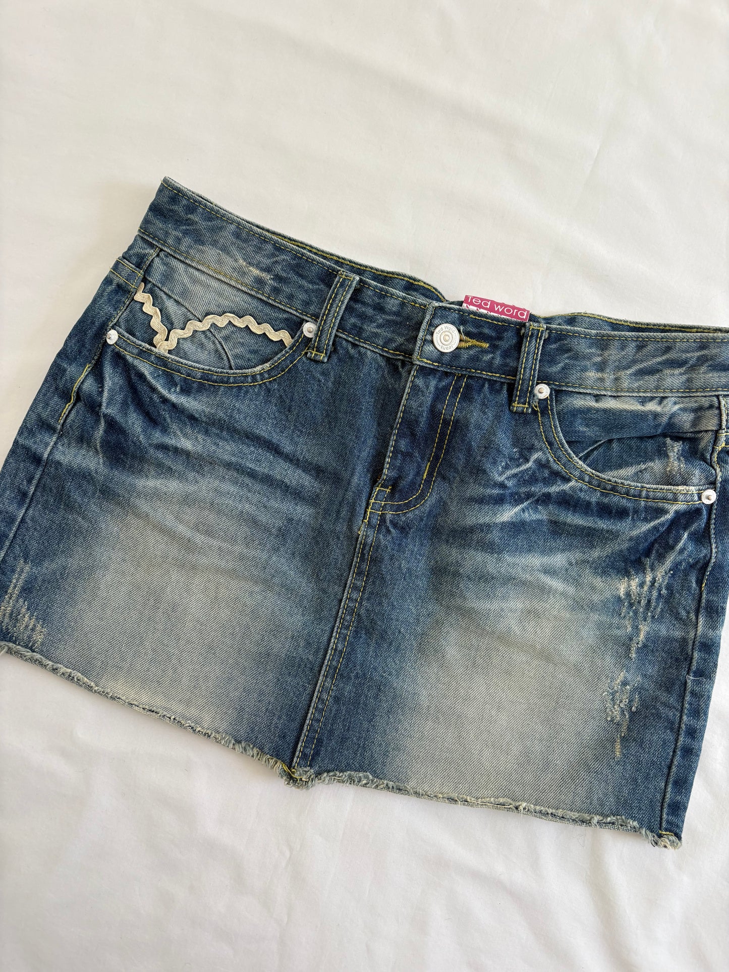 00’s Ribbon denim mini skirt | Size 8