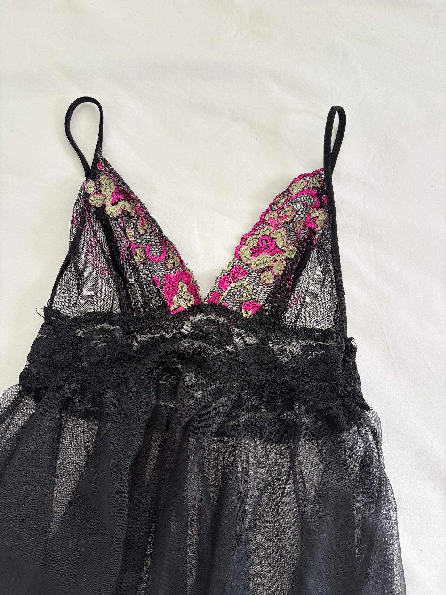 00’s Sheer floral mini slip | Size 10