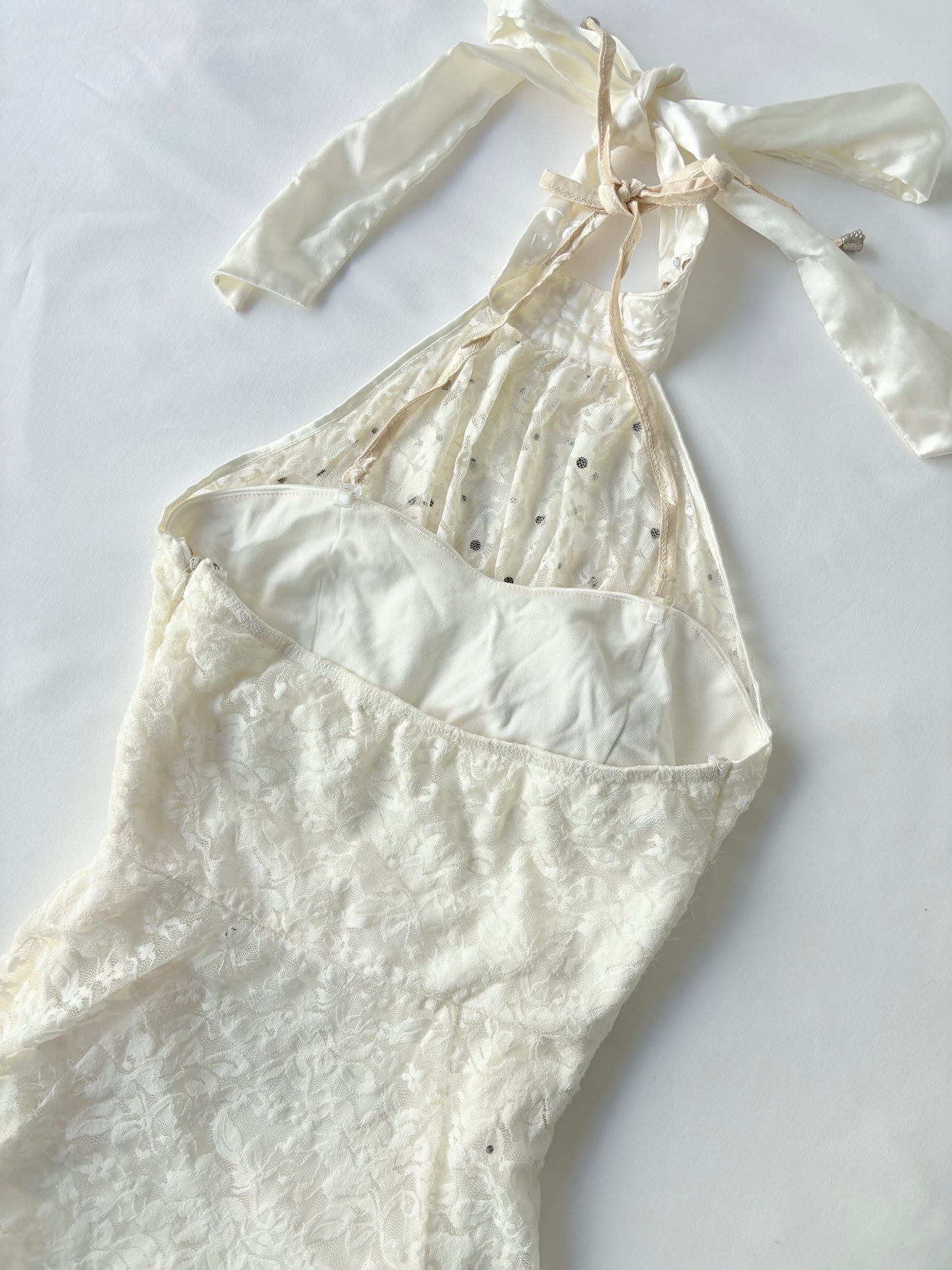 00’s Cream lace halter top | Size 8