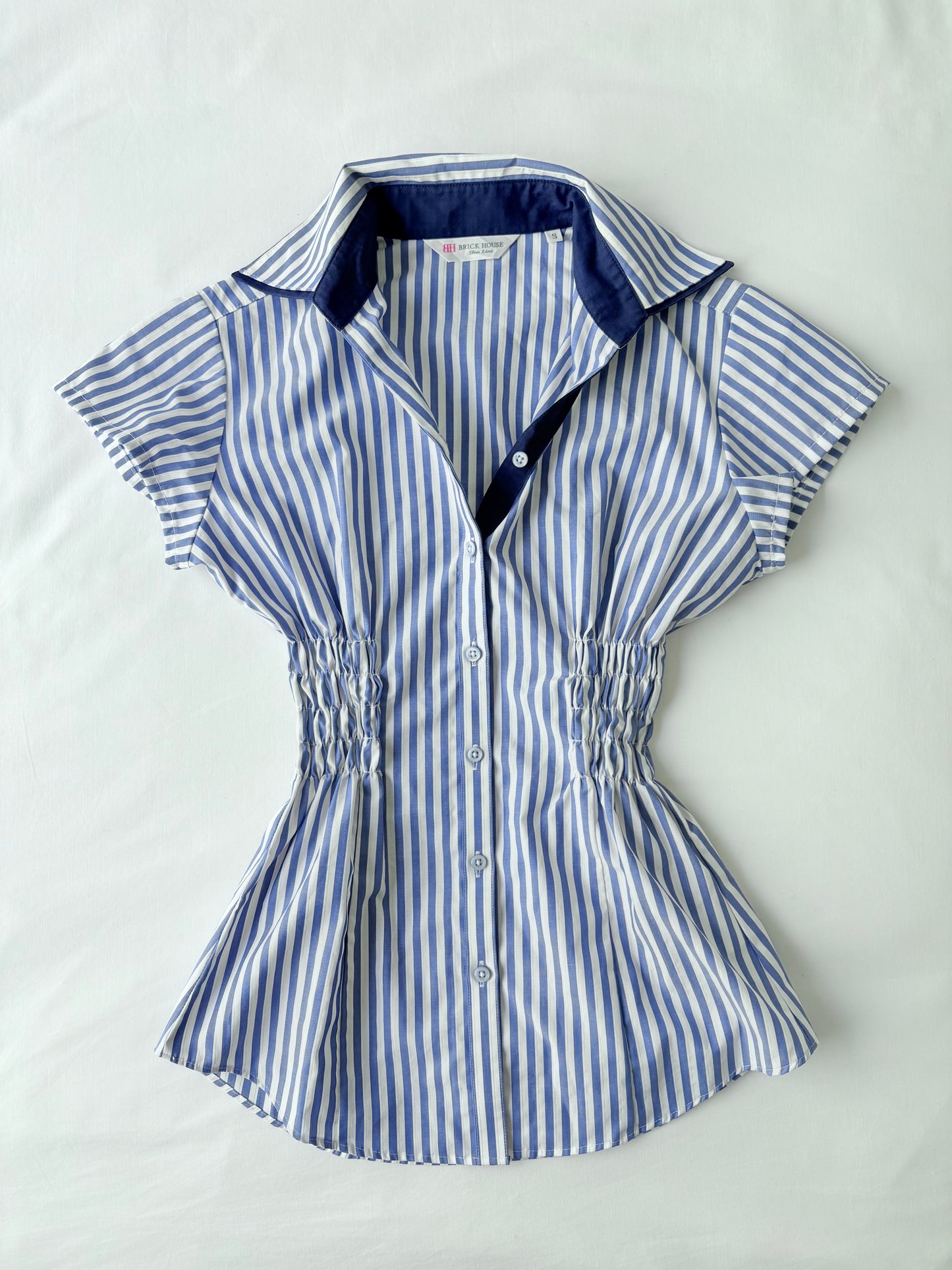 00’s Cinched blue pinstripe shirt | Size 8