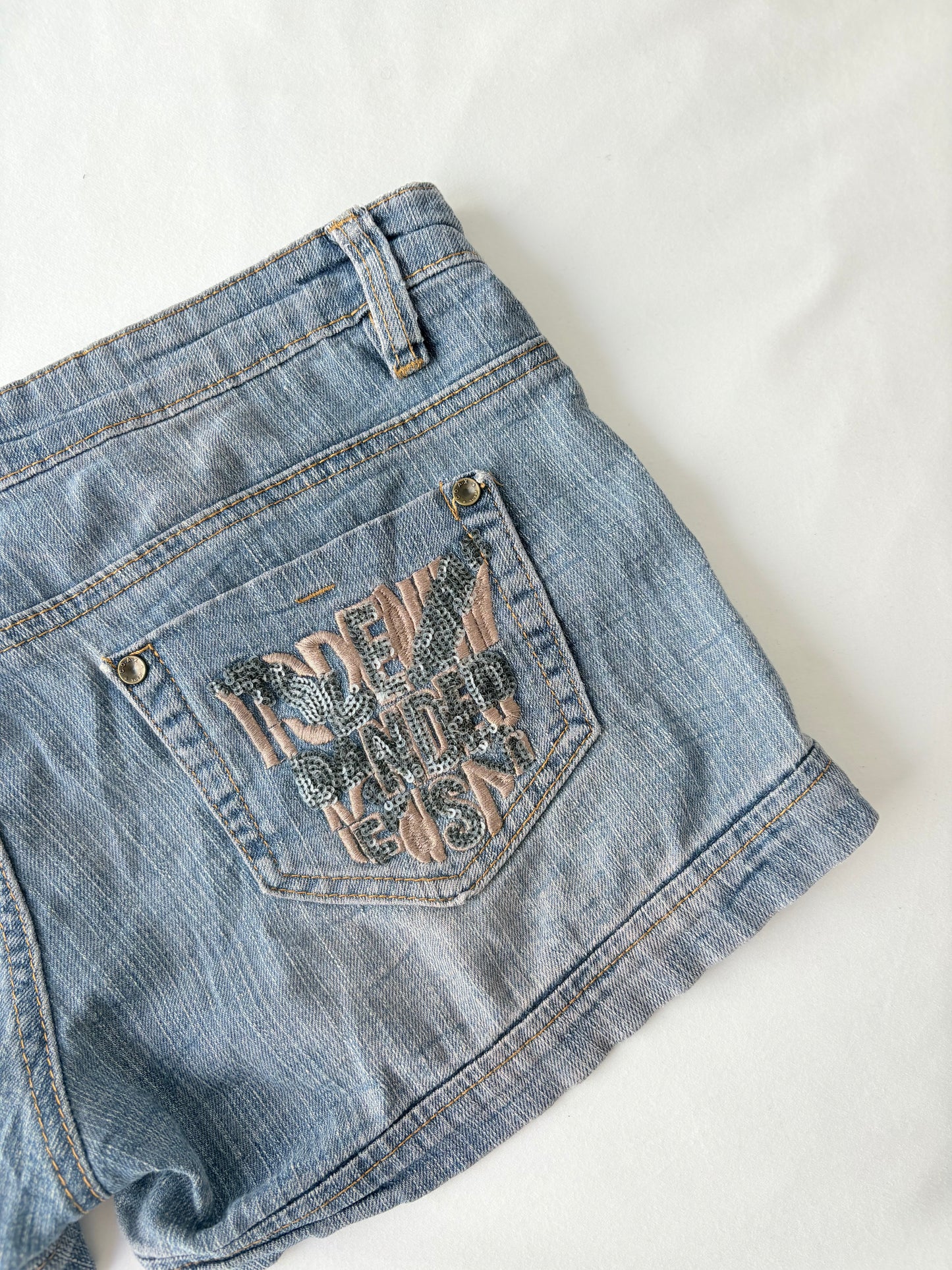 00’s Me 2 low rise shorts | Size 10