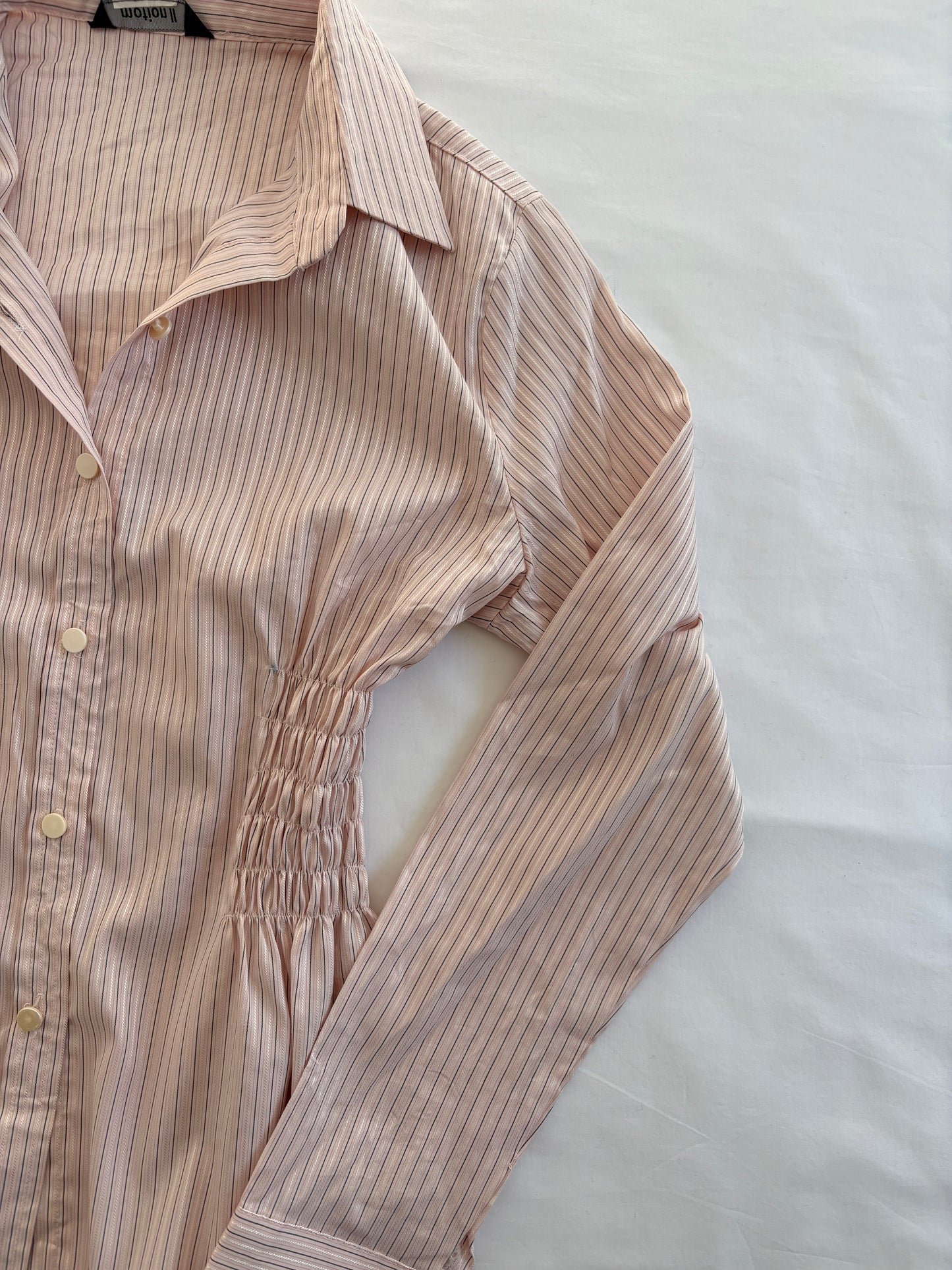 00’s Pink cinched long sleeve shirt | Size 10