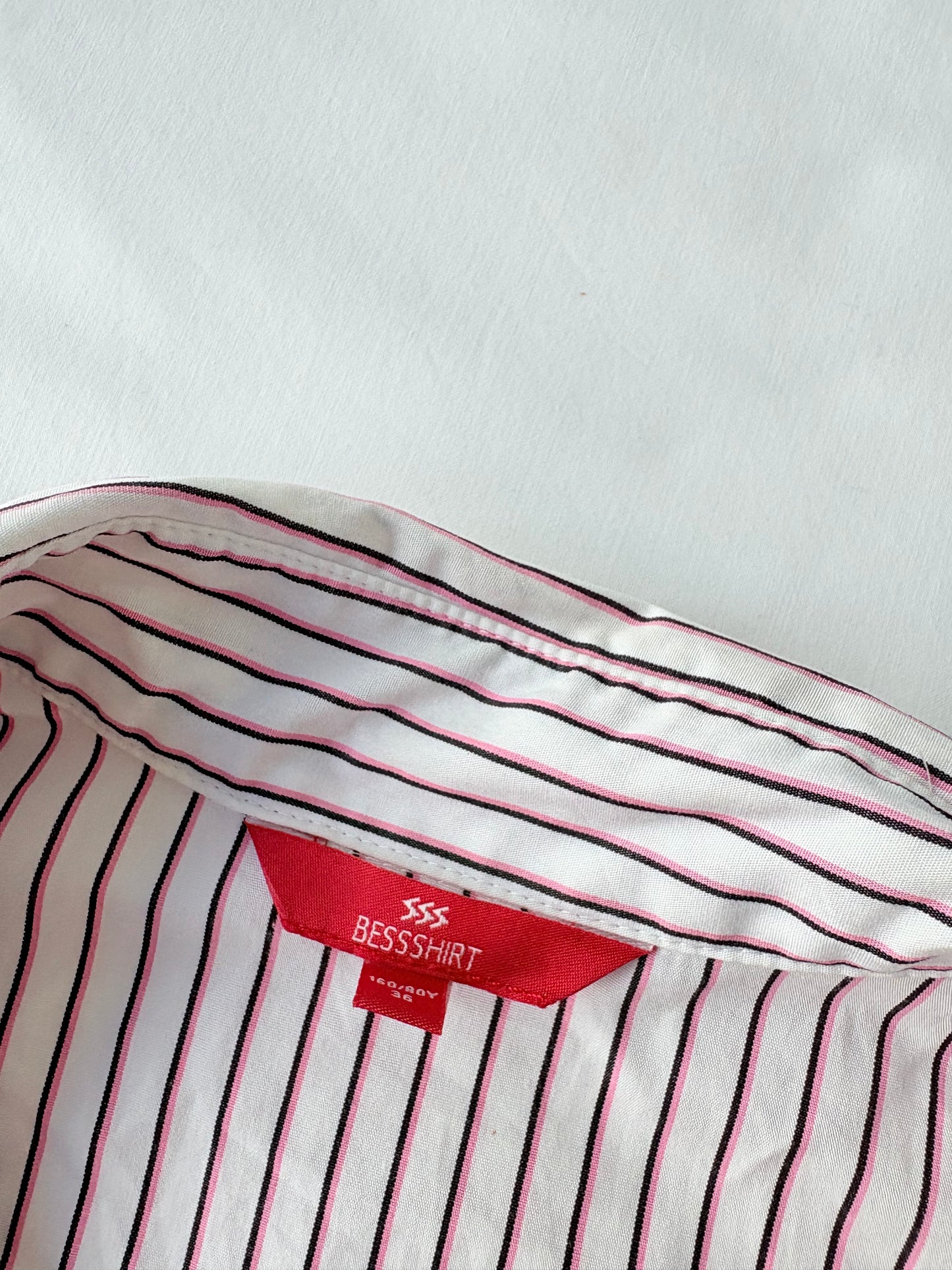 00’s Pink cinched striped shirt | Size 8-10