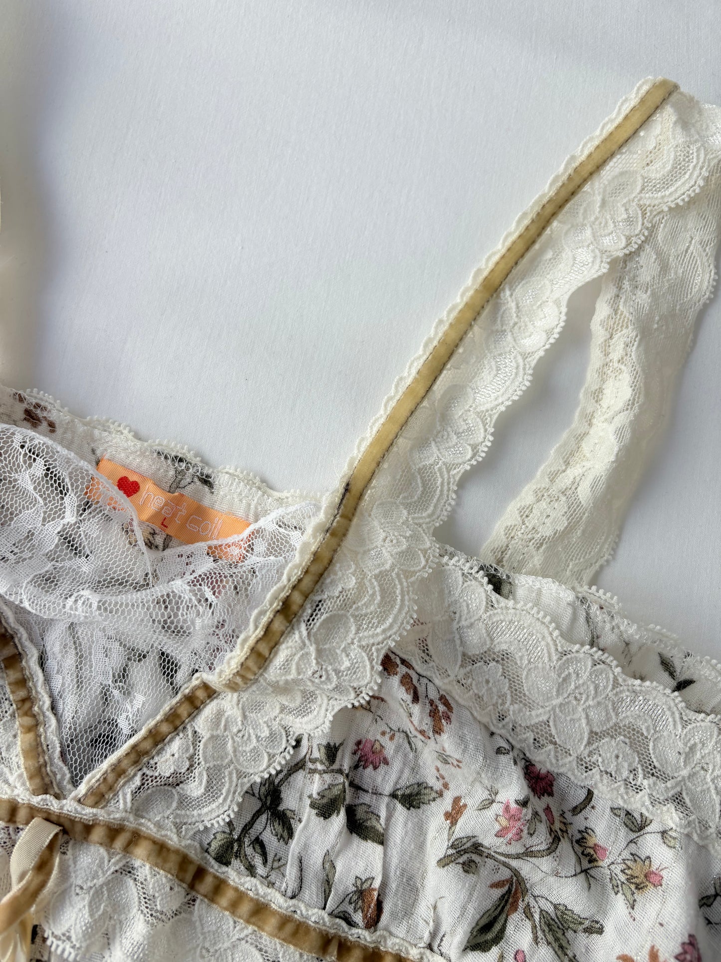 00’s Floral muslin cami | Size 10-12
