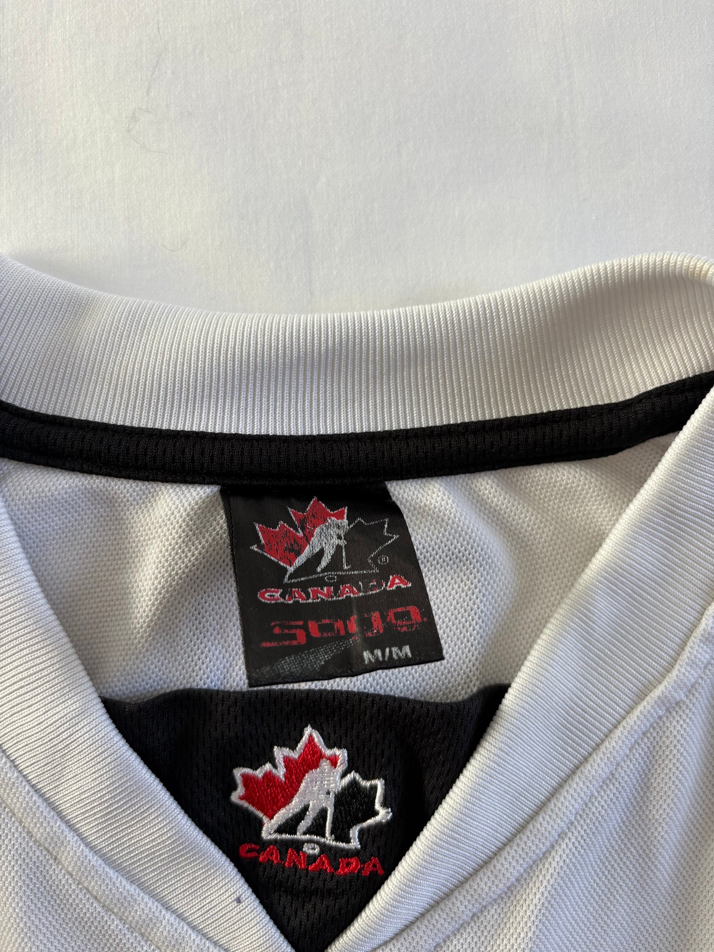 Canada maple leafs jersey | Size 4-6