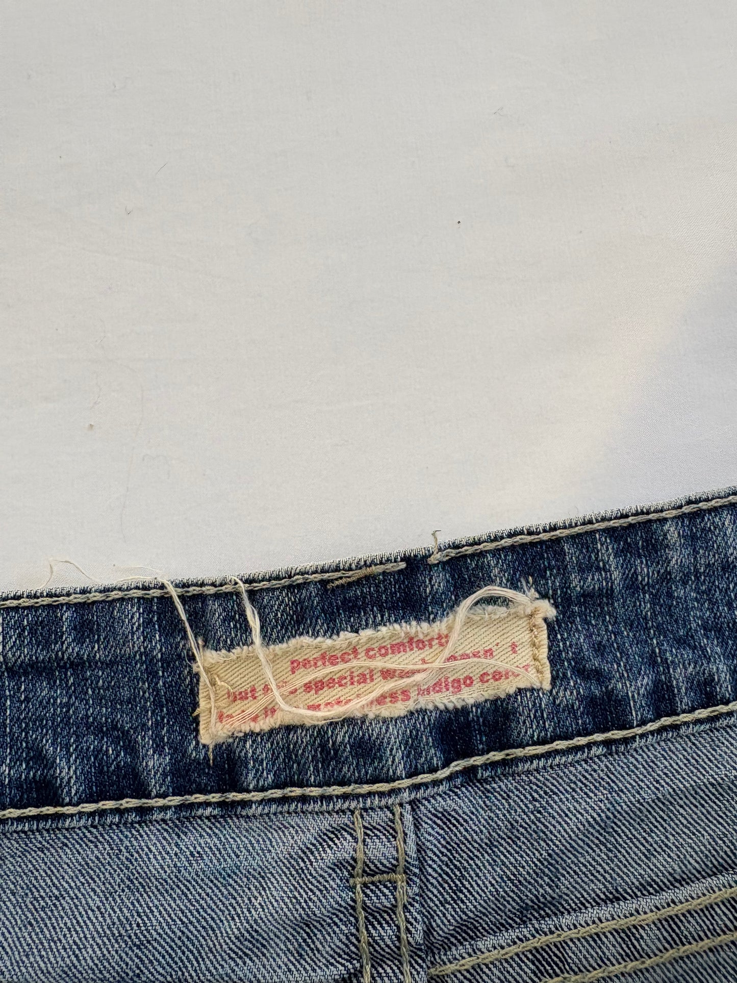 00’s Red stitch denim mini skirt | Size 10