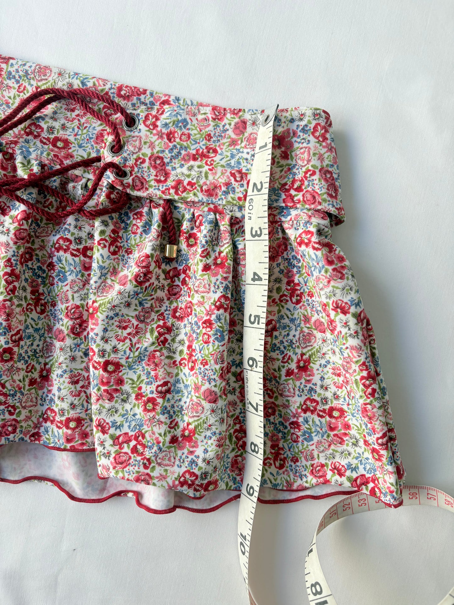 00’s Japanese floral mini skirt | Size 6-8