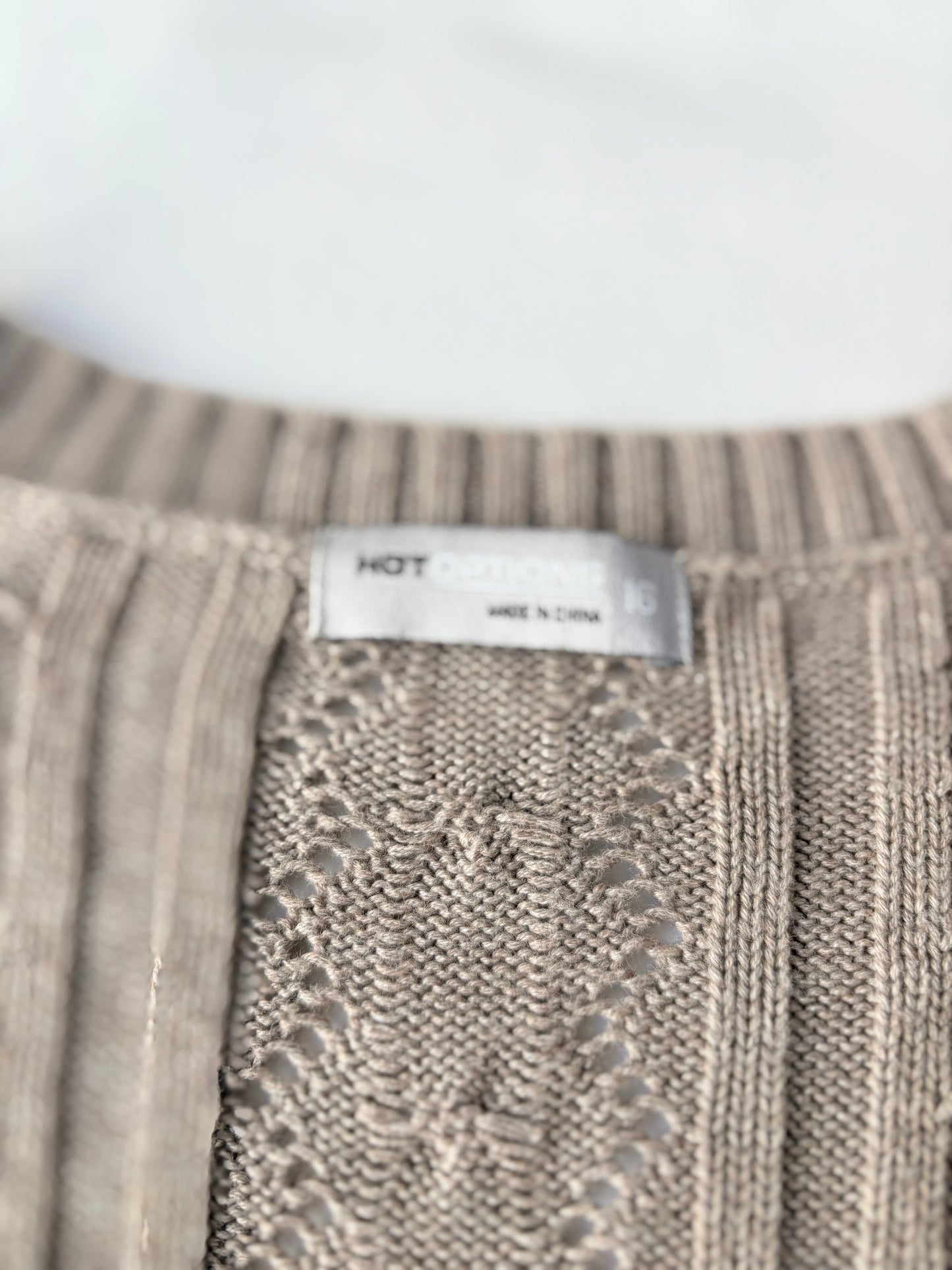 00’s Hot Options cable knit vest | Size 16