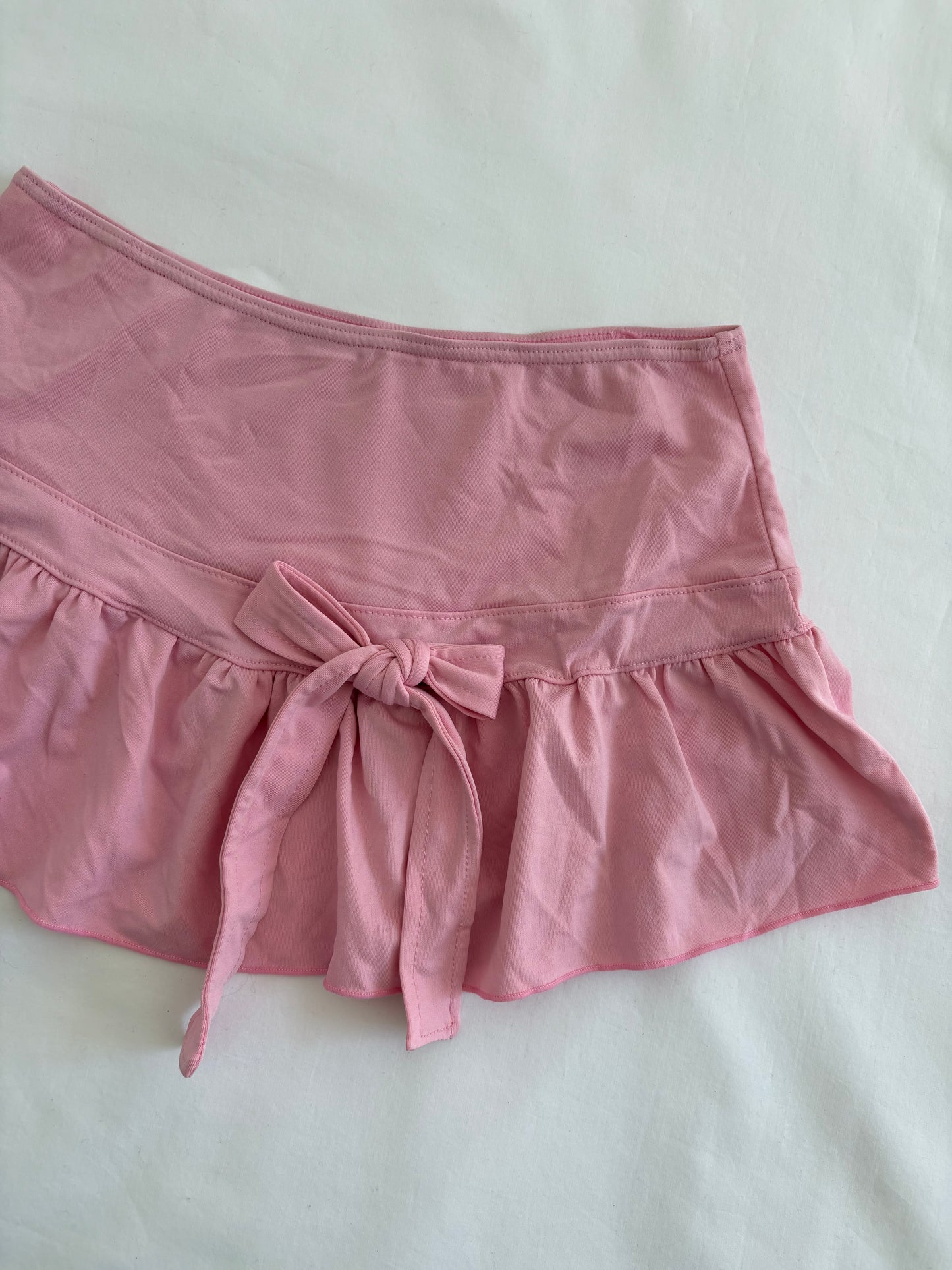 00’s Pink bow mini skirt | Size 6
