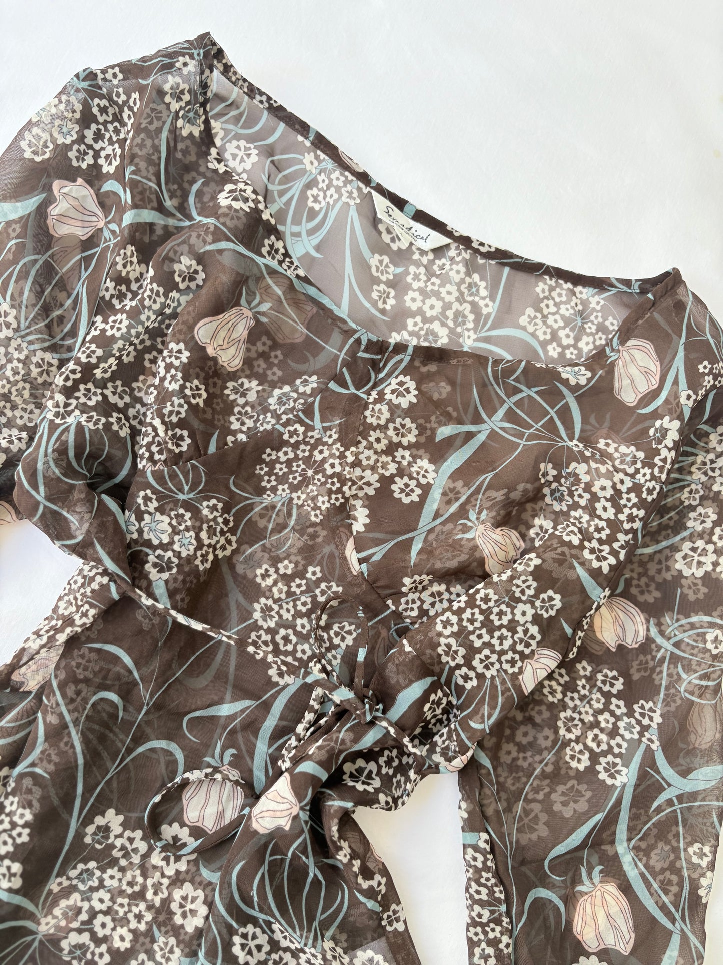 00’s Tie blossom flared top | Size large