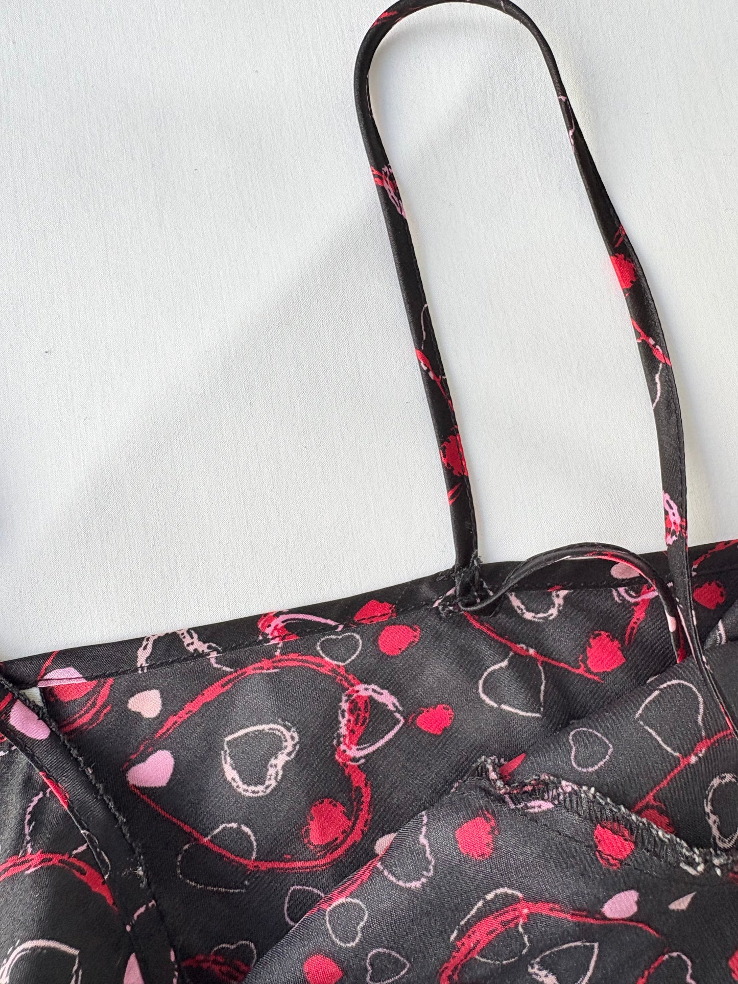 00’s Heart crossover cami | Size medium