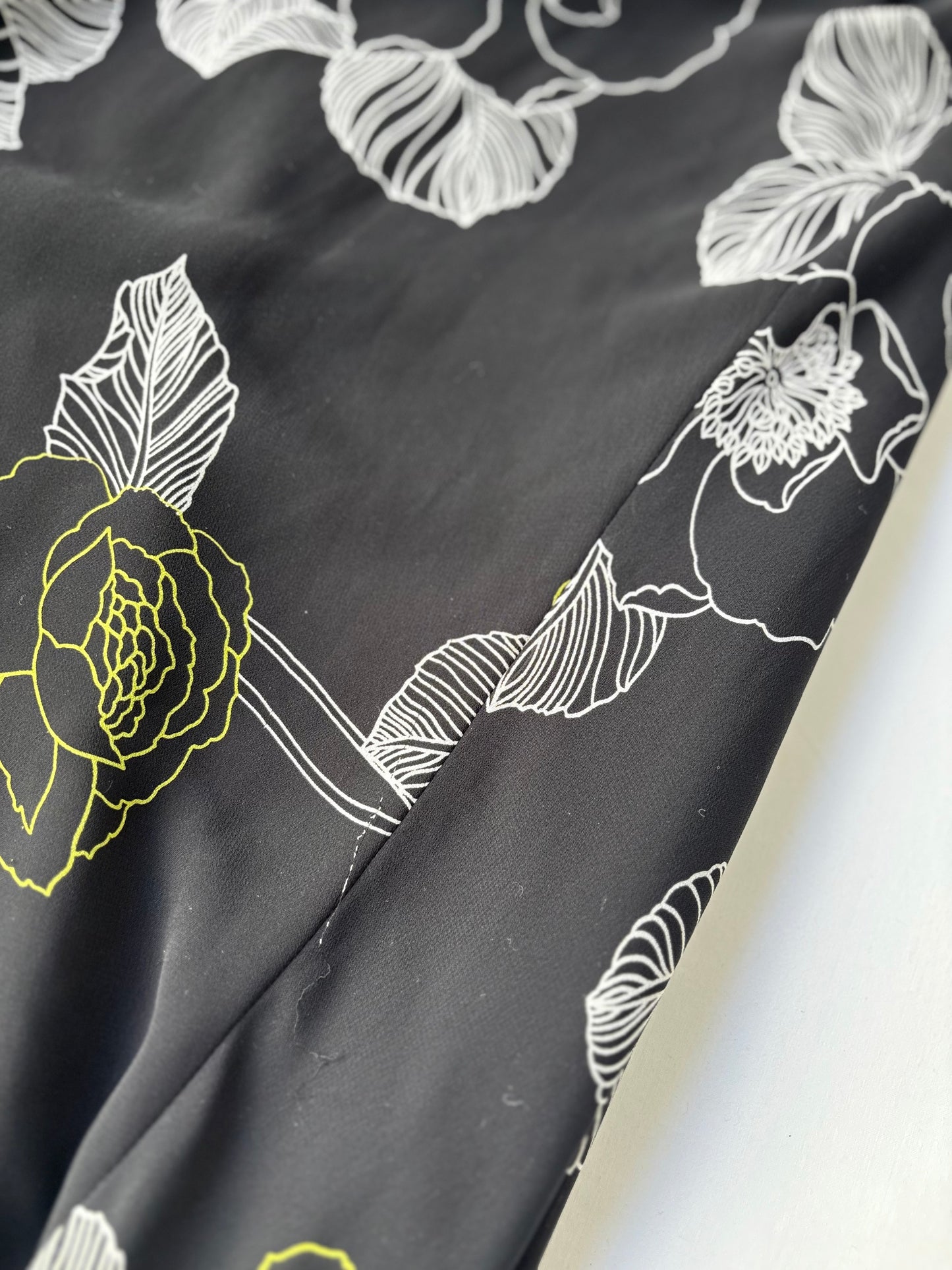 00’s Stax floral midi skirt | Size 10