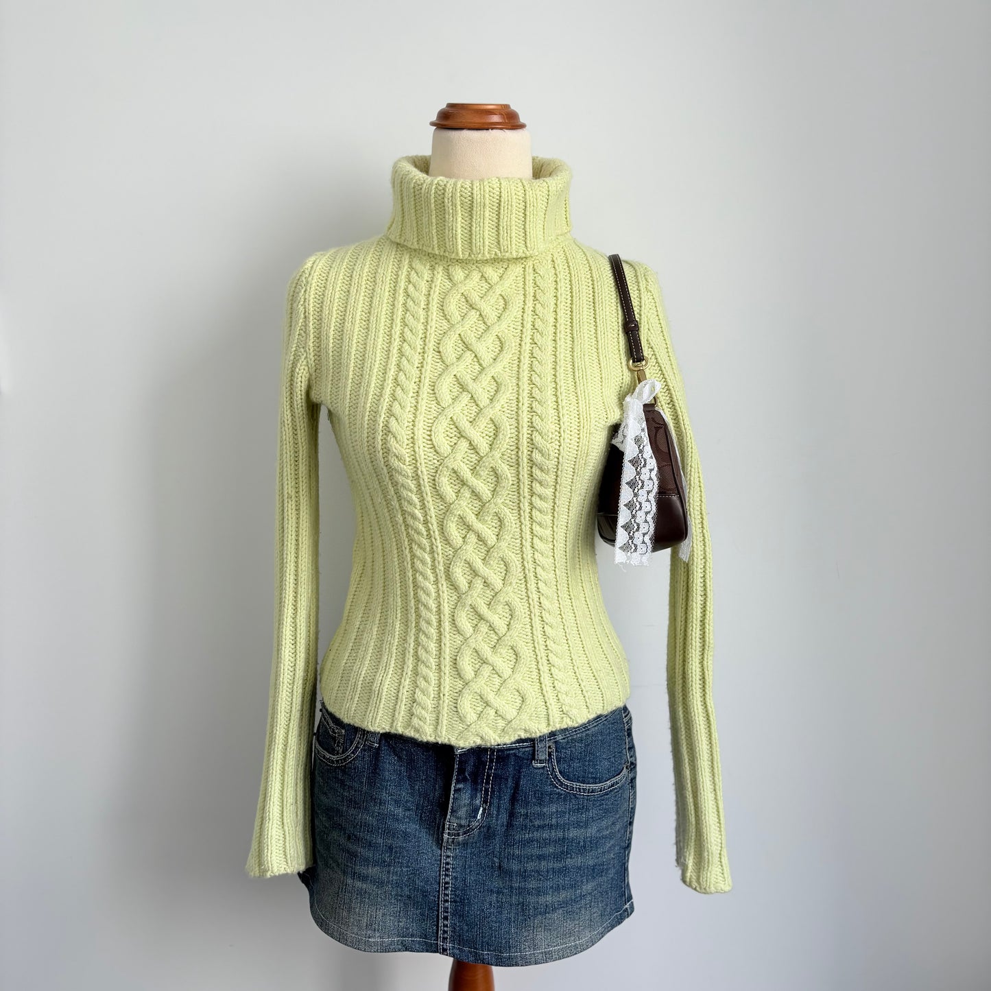 00’s Italian cable knit jumper | Size 8-10