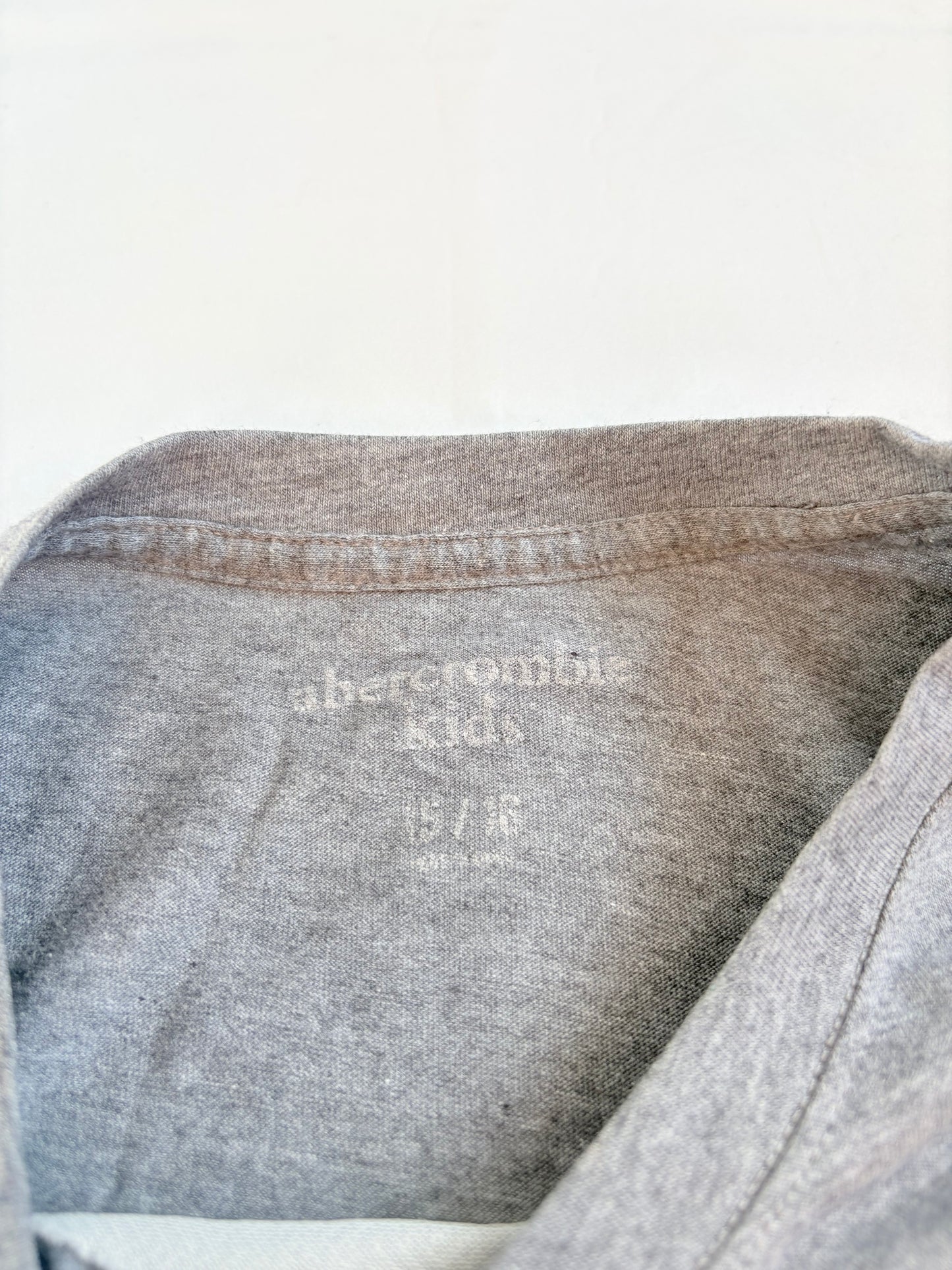 00’s Abercrombie baby tee | Size 10