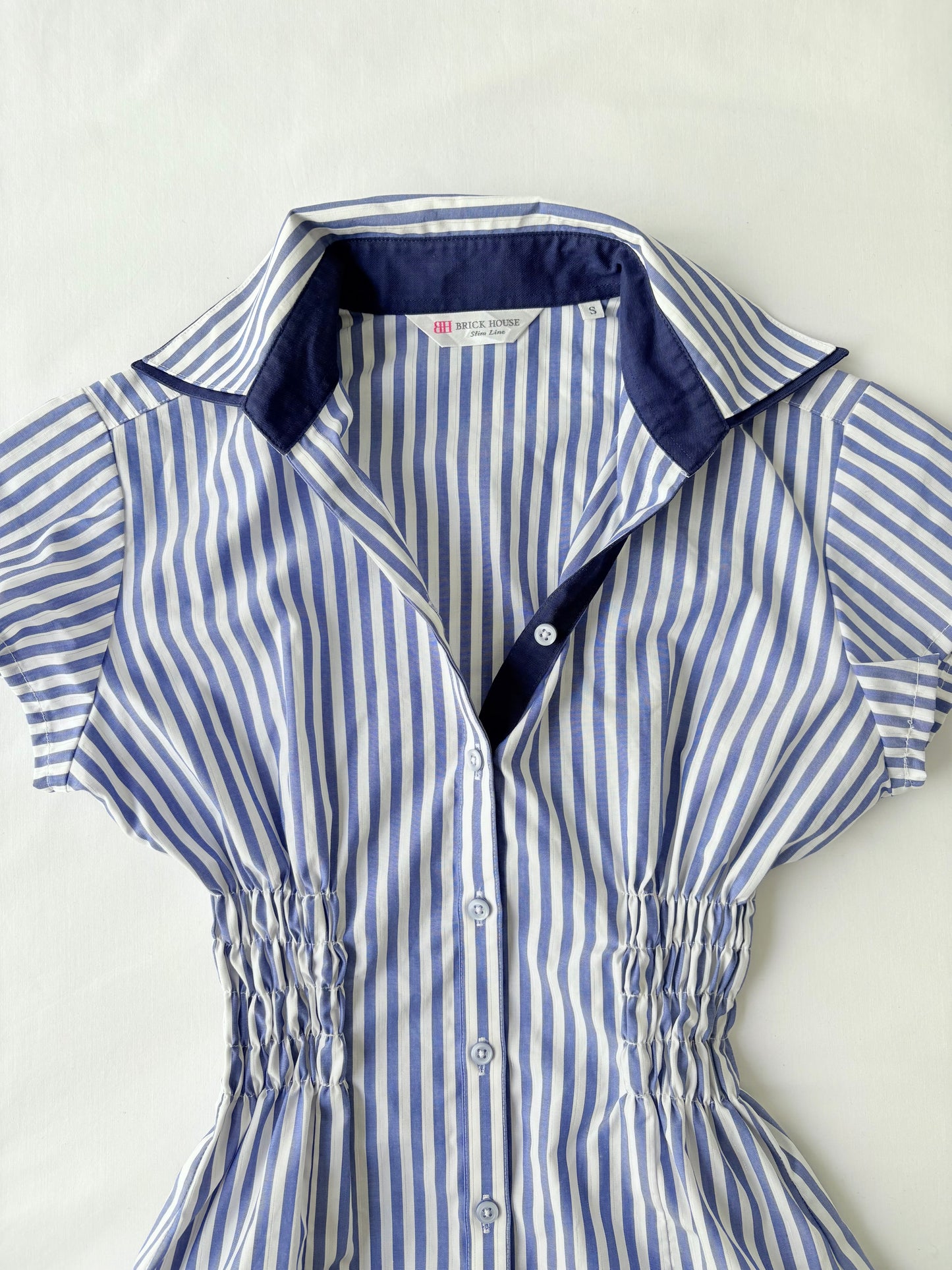 00’s Cinched blue pinstripe shirt | Size 8