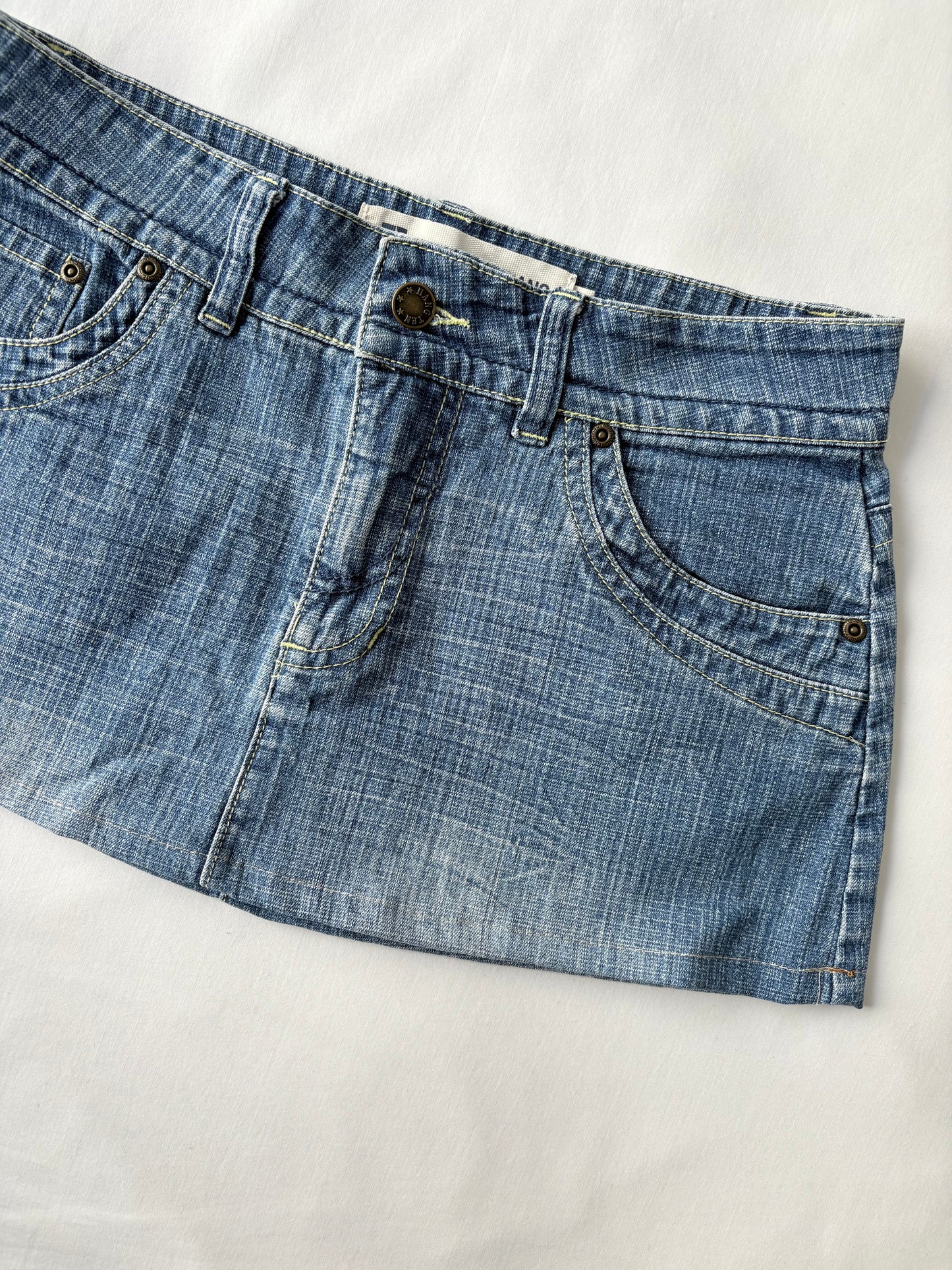 00’s Hang Ten denim skirt | Size 8