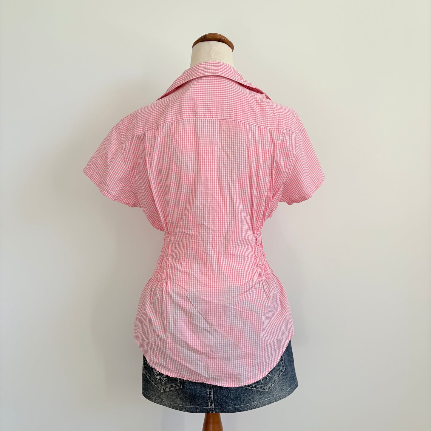 00’s Pink gingham cinched shirt | Size 10-12