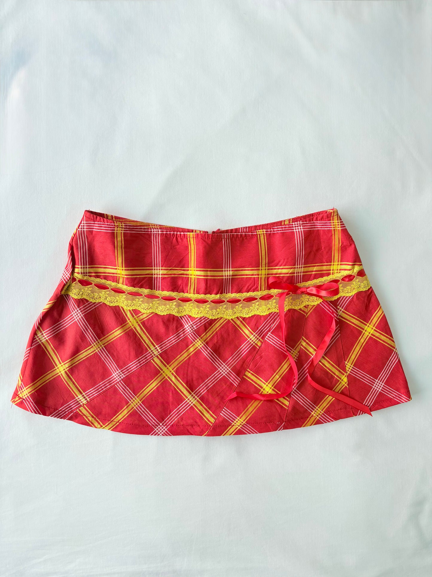 00’s Japanese plaid mini skirt | Size 8