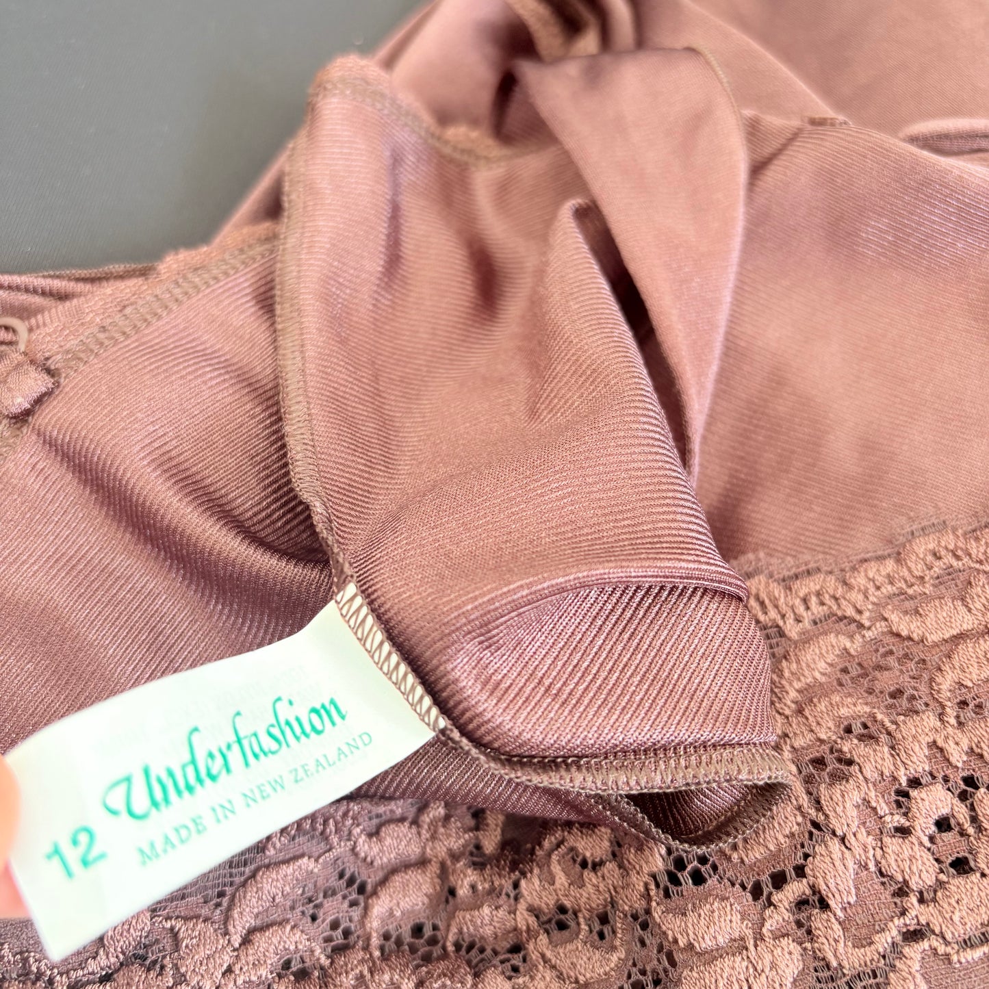 00’s Chocolate brown lace cami | Size 12