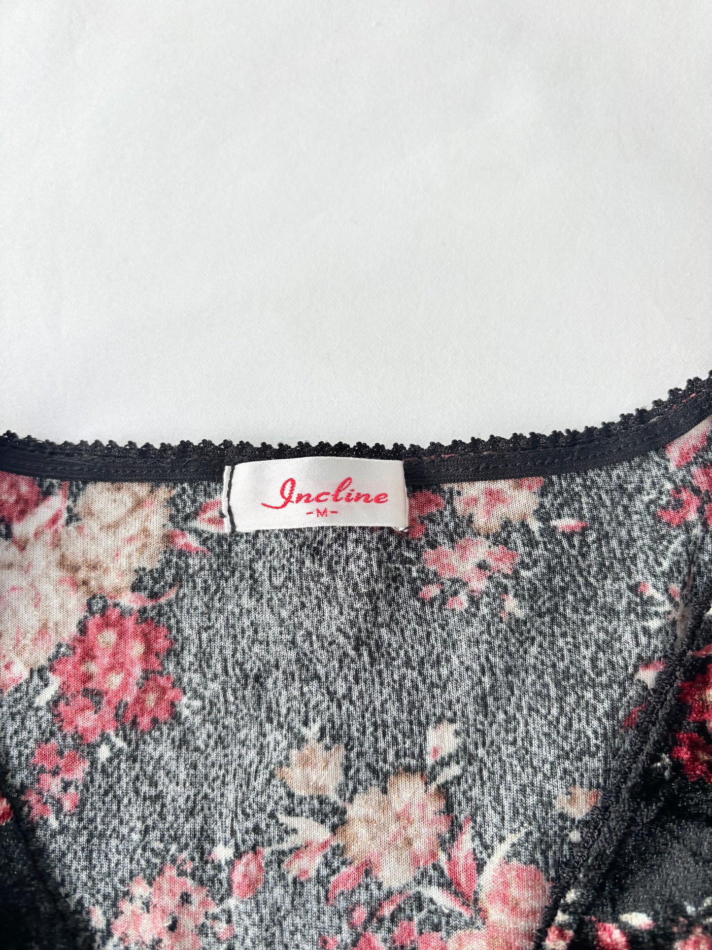 00’s Crushed velvet floral tank | Size 10