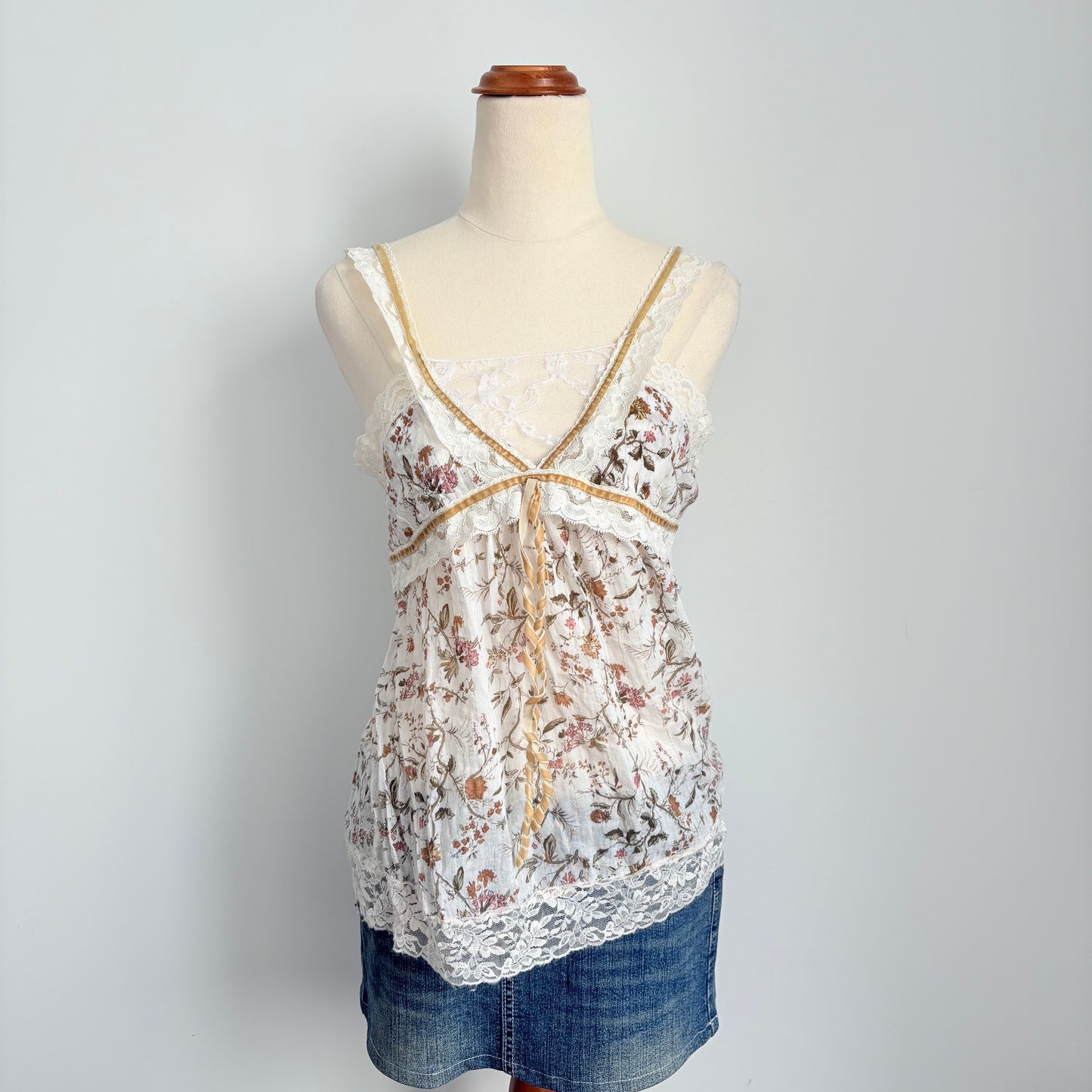 00’s Floral muslin cami | Size 10-12