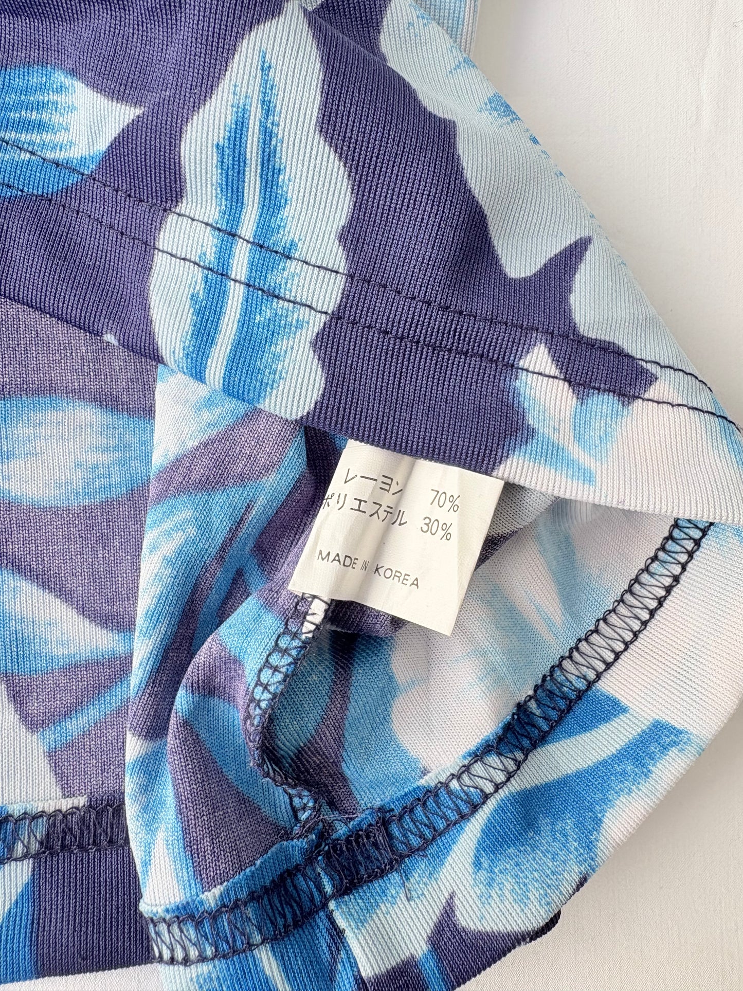 00’s Hibiscus blue tank | Size medium