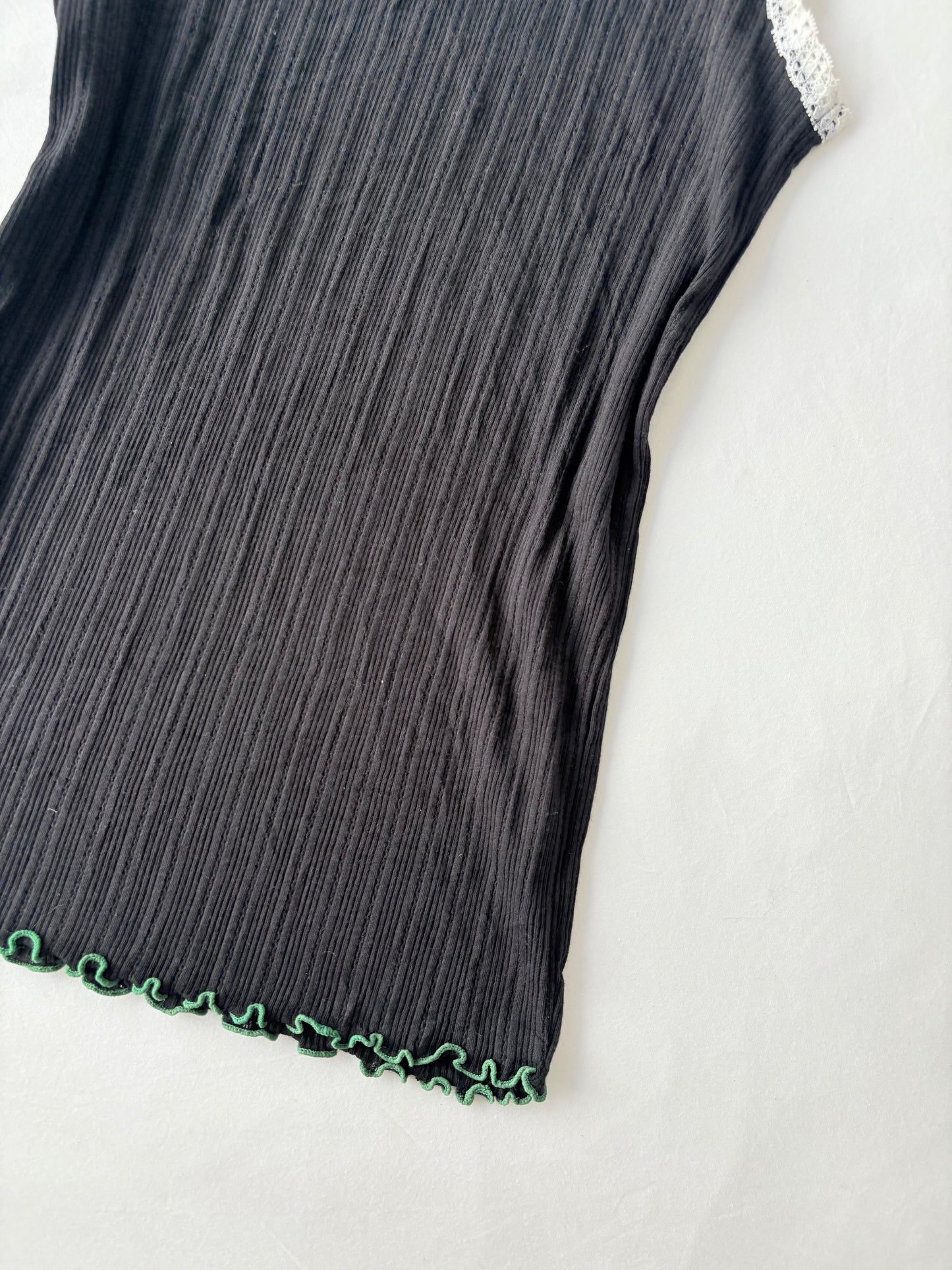 00’s Lettuce hem ribbed tank | Size small