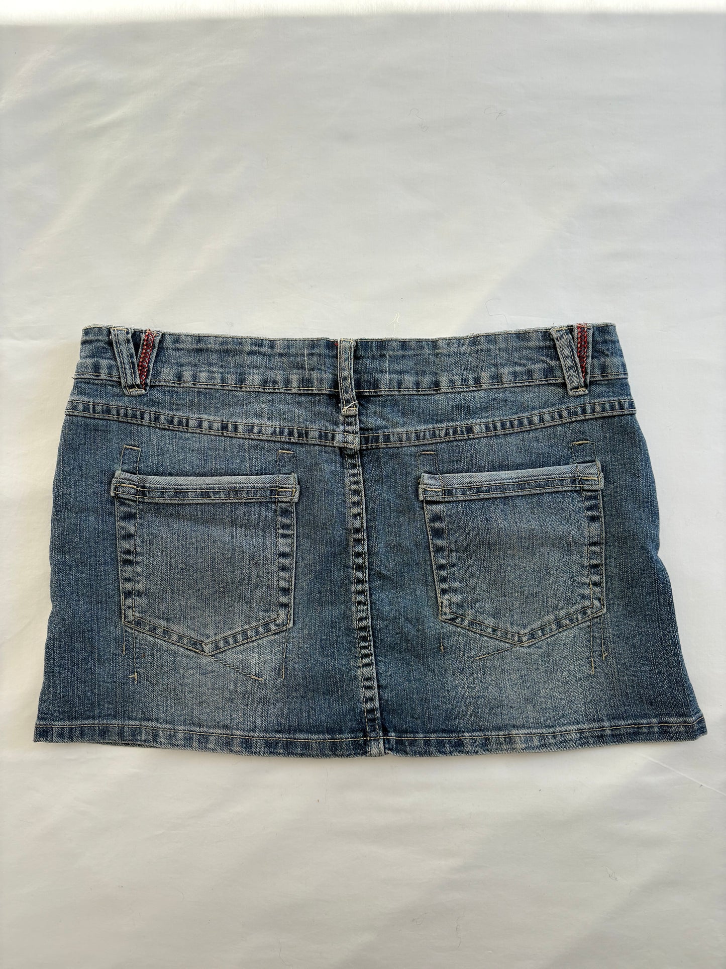 00’s Red stitch denim mini skirt | Size 10