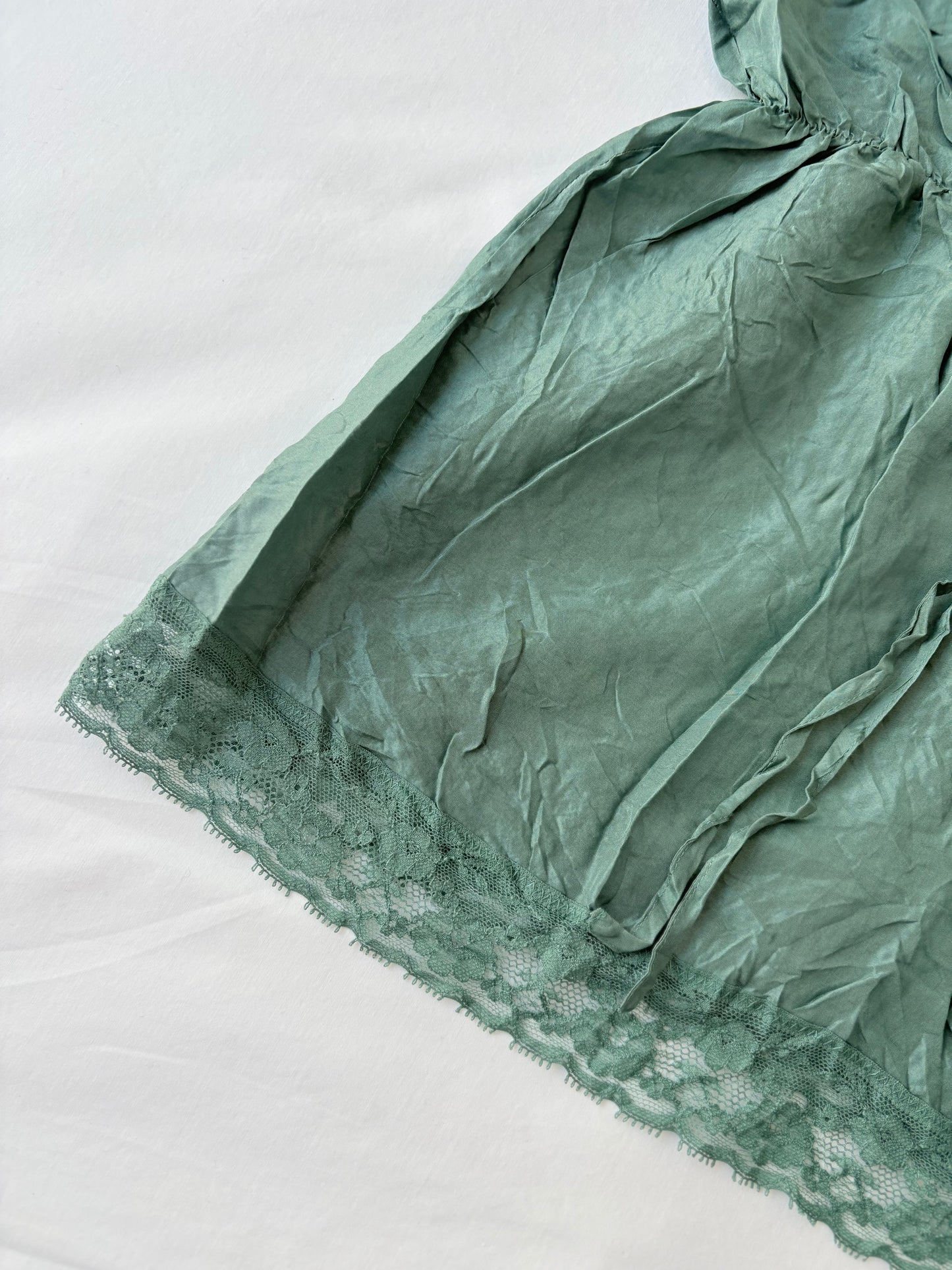 00’s Sage crinkle tie top | Size 10-12