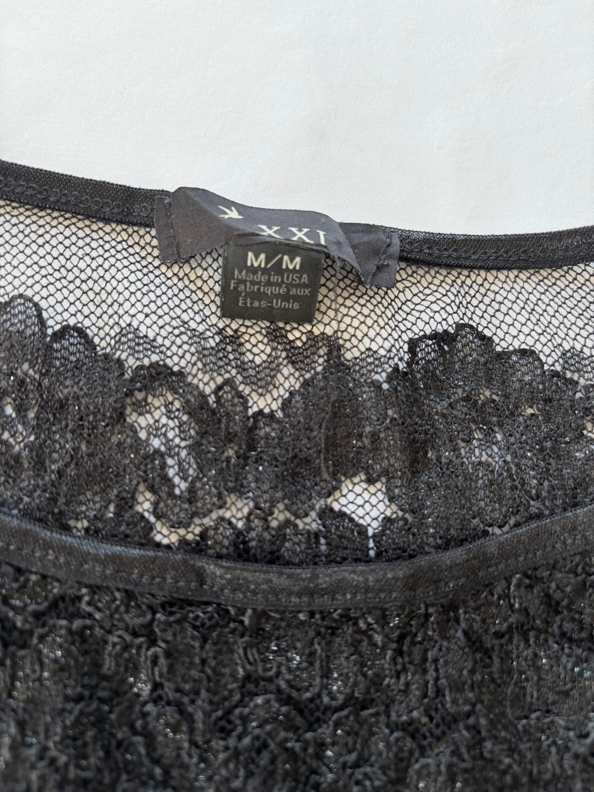 00’s Lace forever 21 tee | Size medium