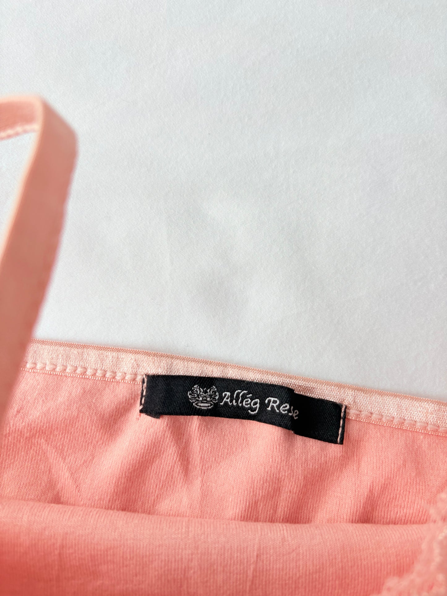 00’s Blush lace cami | Size 6