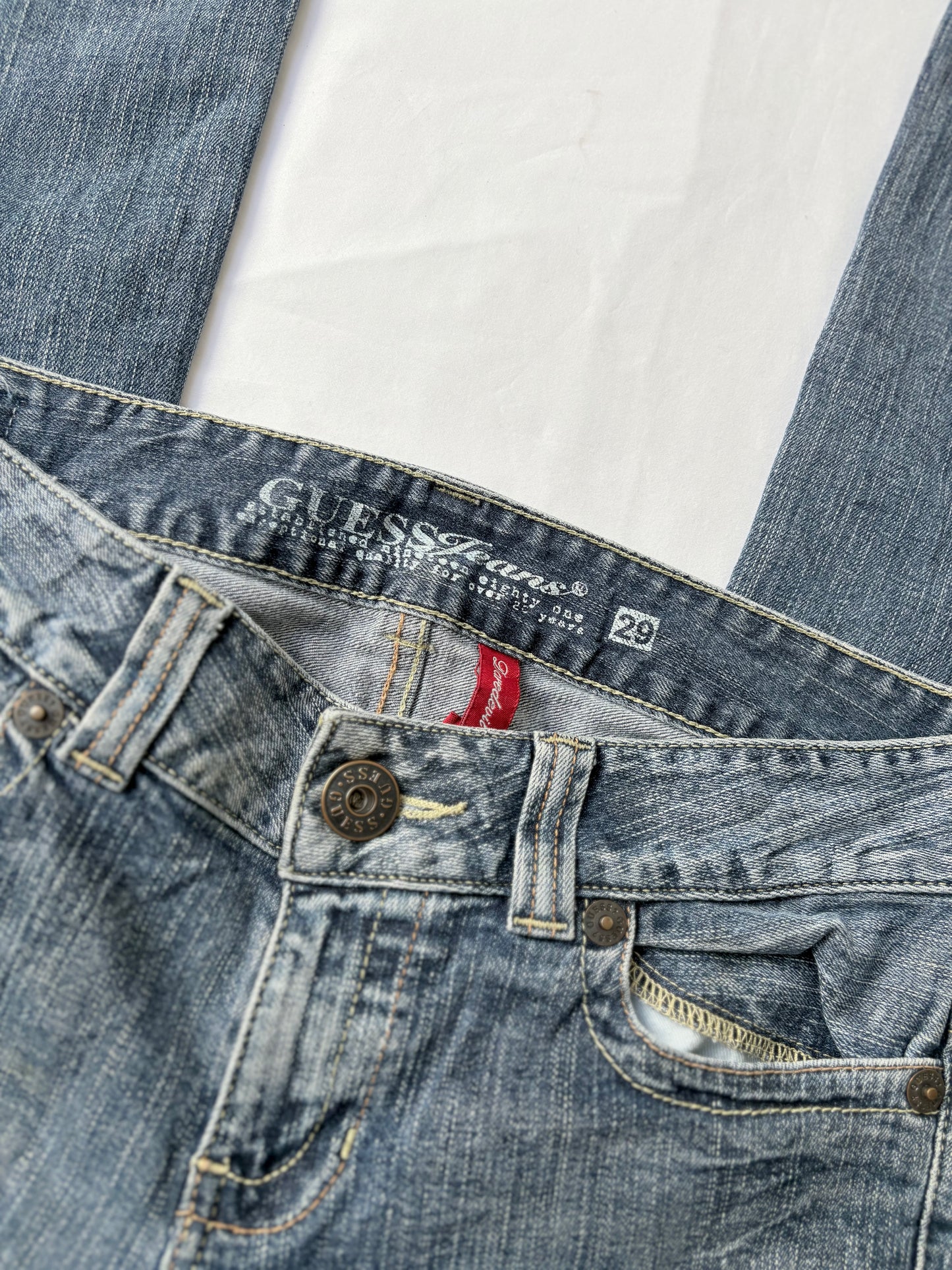 00’s Guess low rise bootcut jeans | Size 10