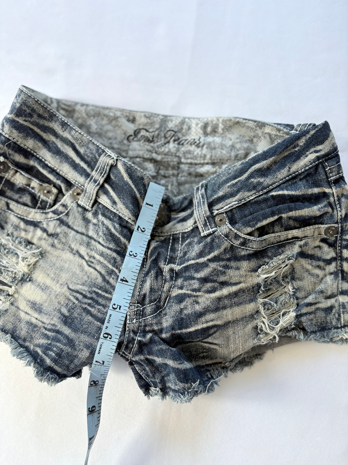 00’s EMS low rise denim shorts | Size 8